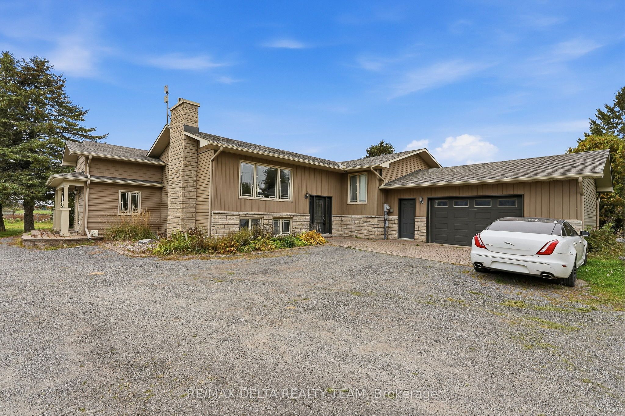 4806 Frank Kenny Road Property Photo 2