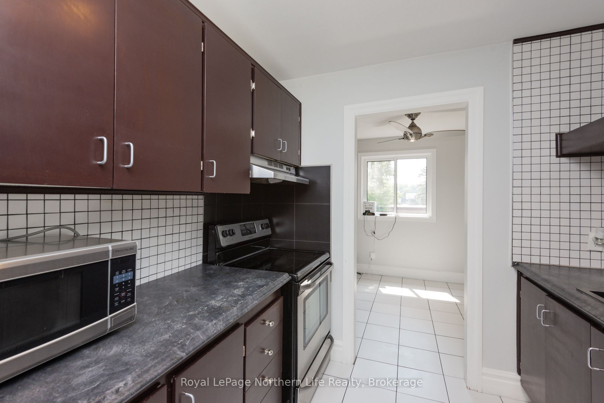 850 Lakeshore Drive 8 Property Photo 11