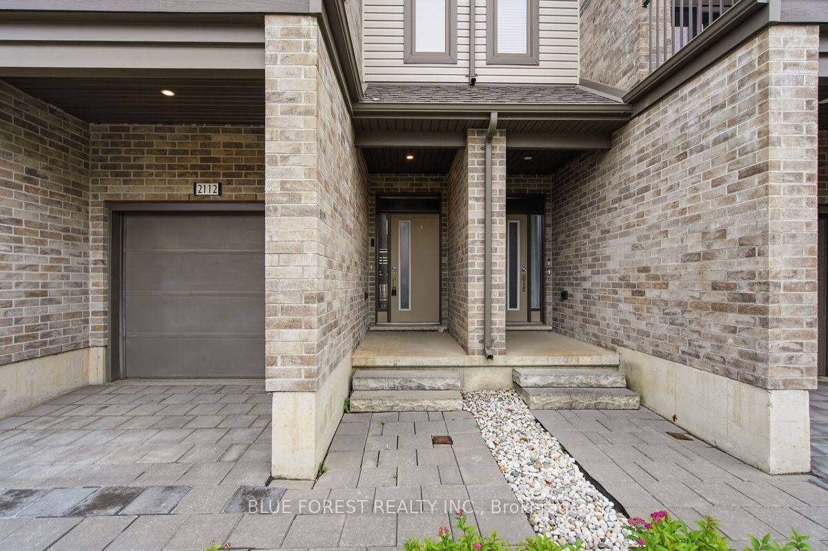 2112 Meadowgate Boulevard Property Photo 1