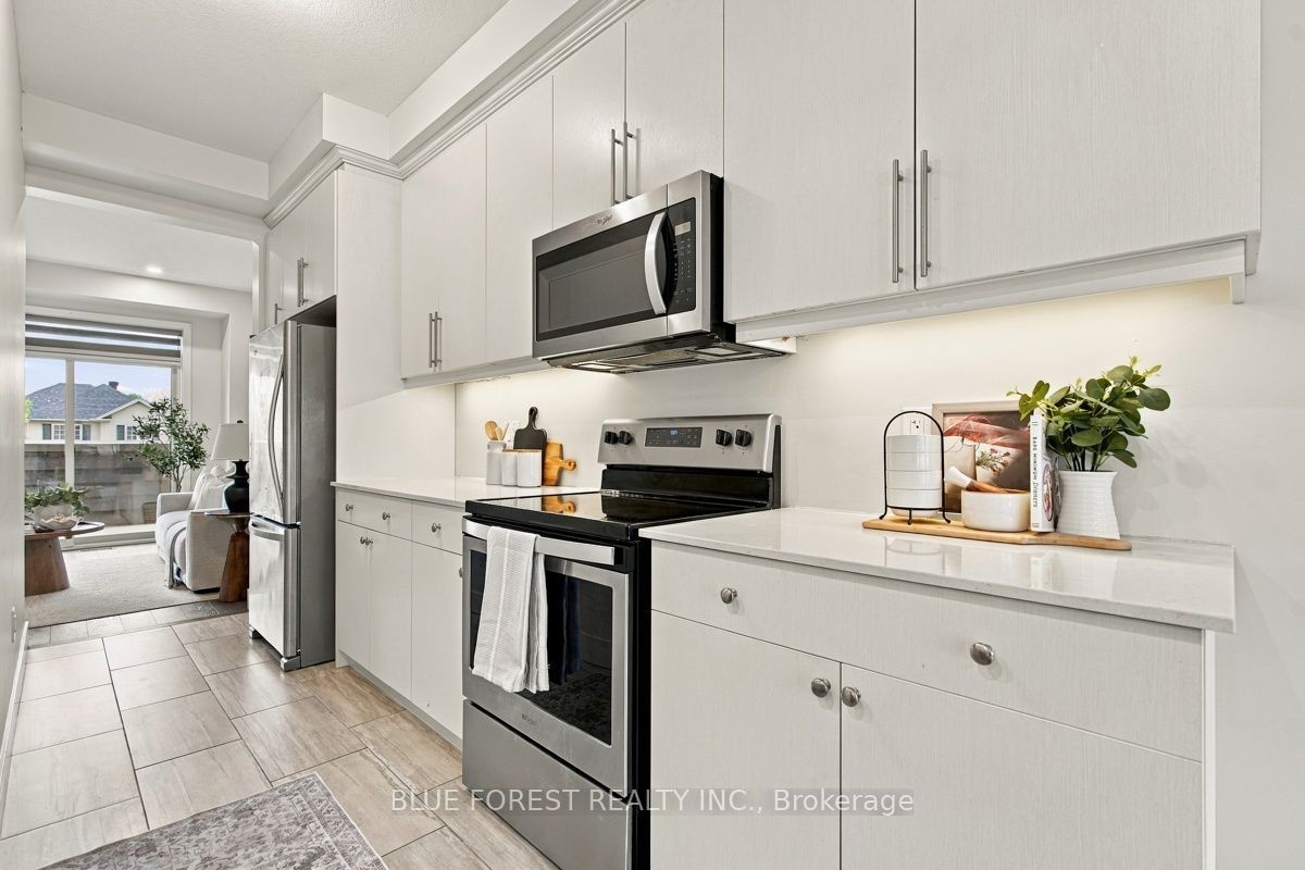 2112 Meadowgate Boulevard Property Photo 15