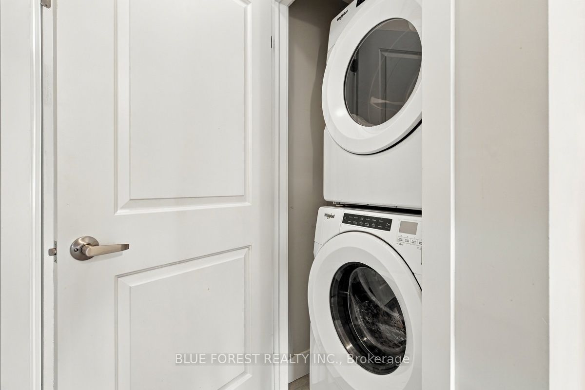 2112 Meadowgate Boulevard Property Photo 34