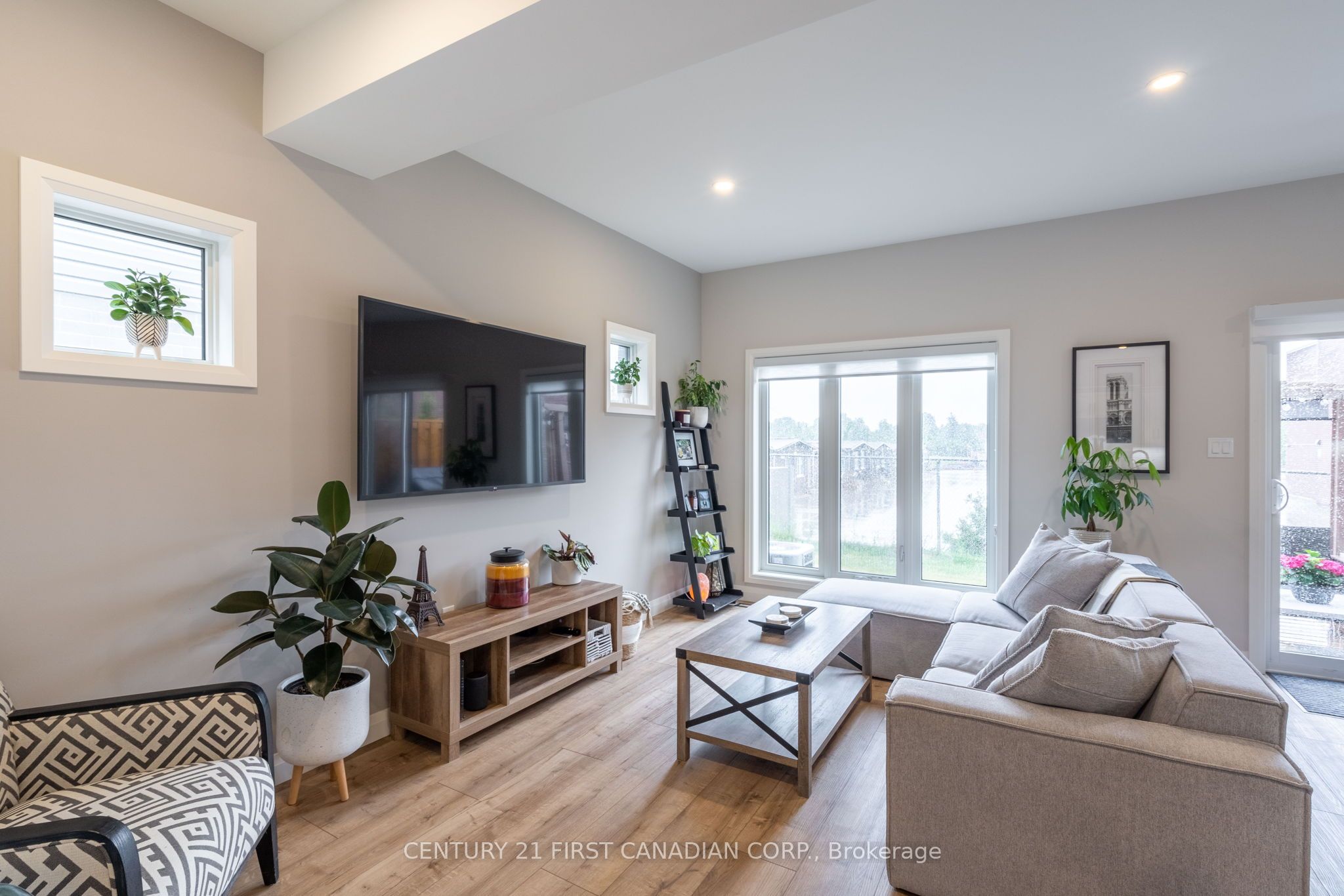 17 Nicholson Street 19 Property Photo 12