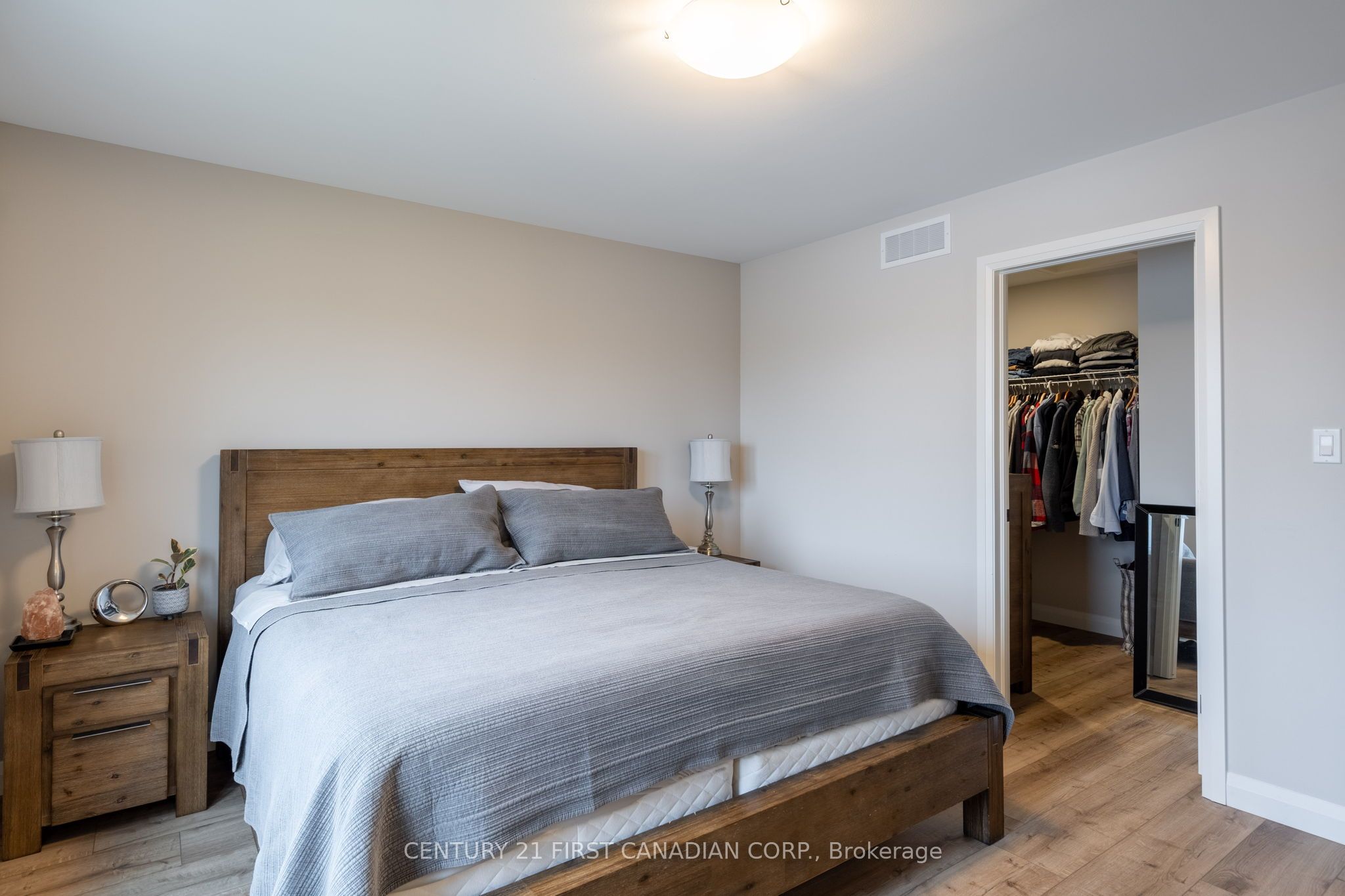 17 Nicholson Street 19 Property Photo 17