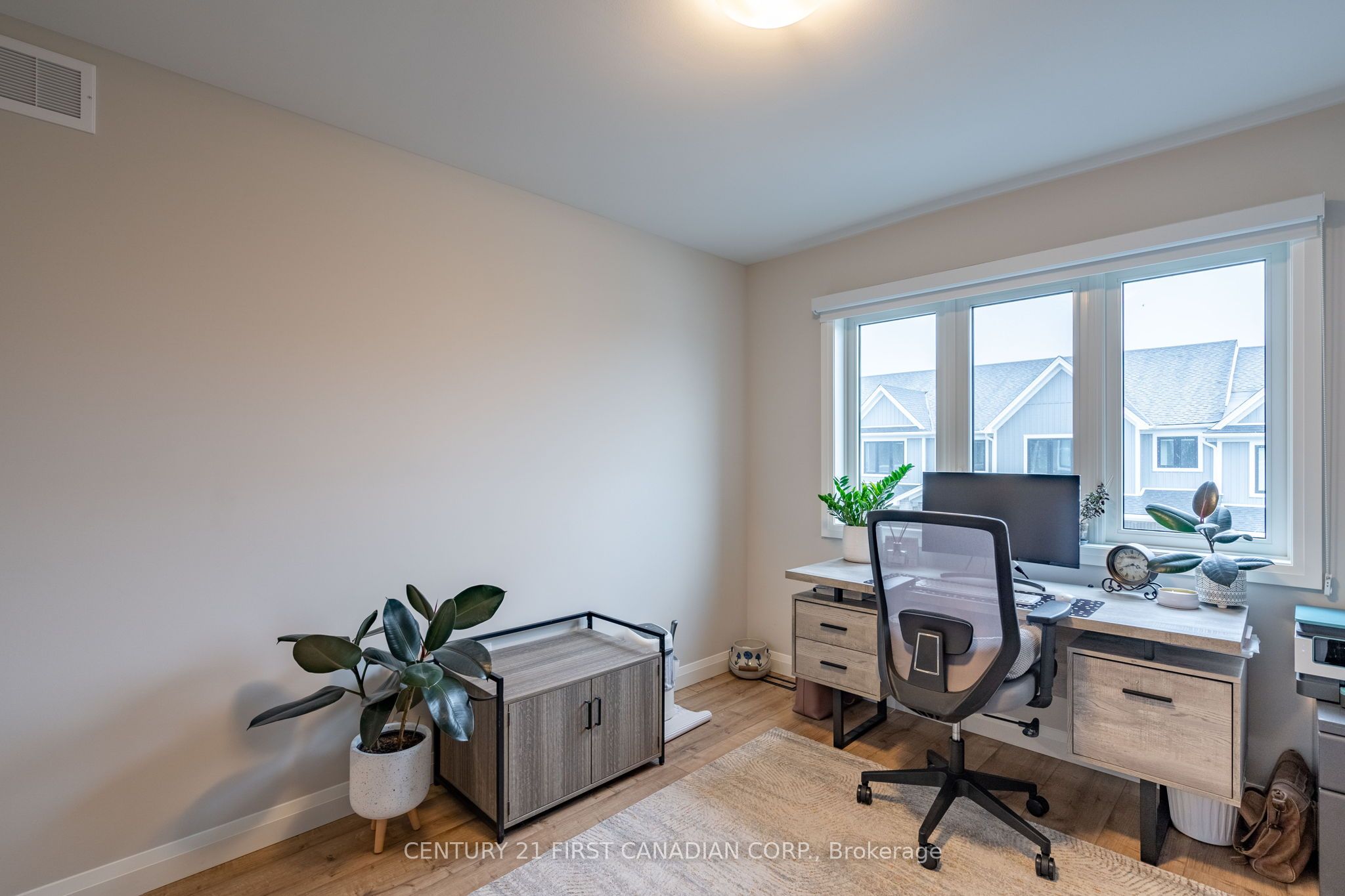 17 Nicholson Street 19 Property Photo 22