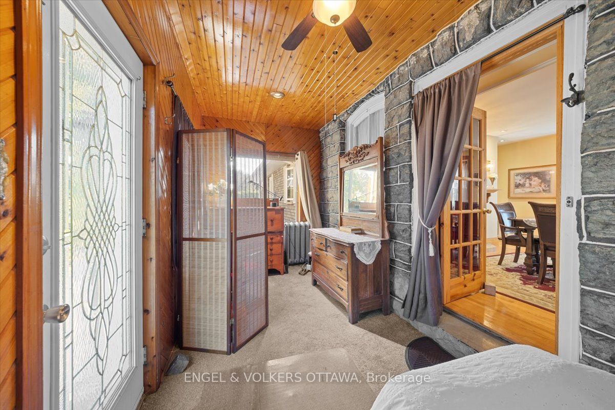 528 St Lawrence Street Property Photo 14