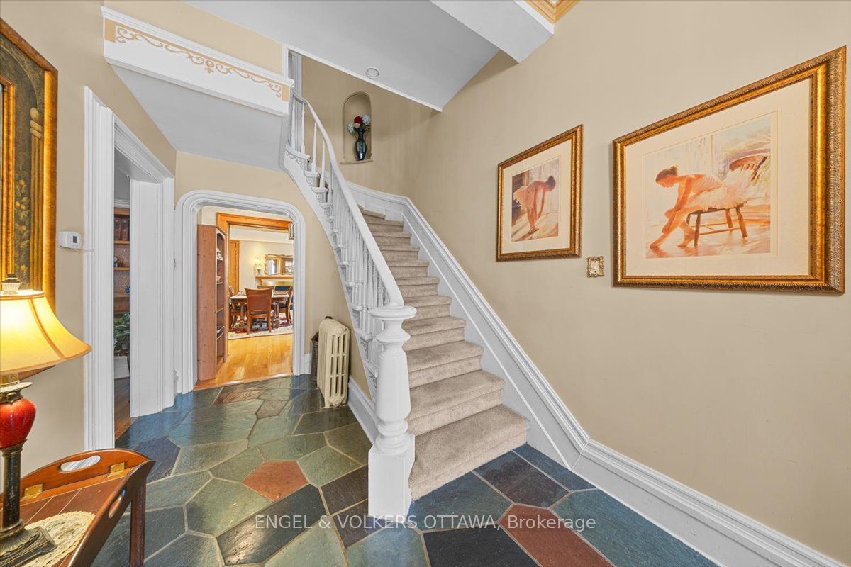 528 St Lawrence Street Property Photo 27