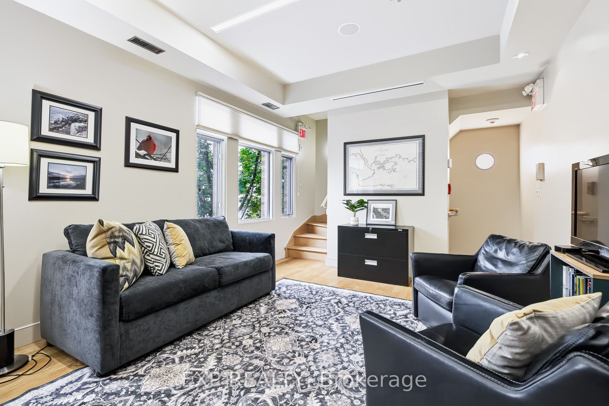 122 Guigues Avenue W Unit 1 Level 1 Property Photo 13