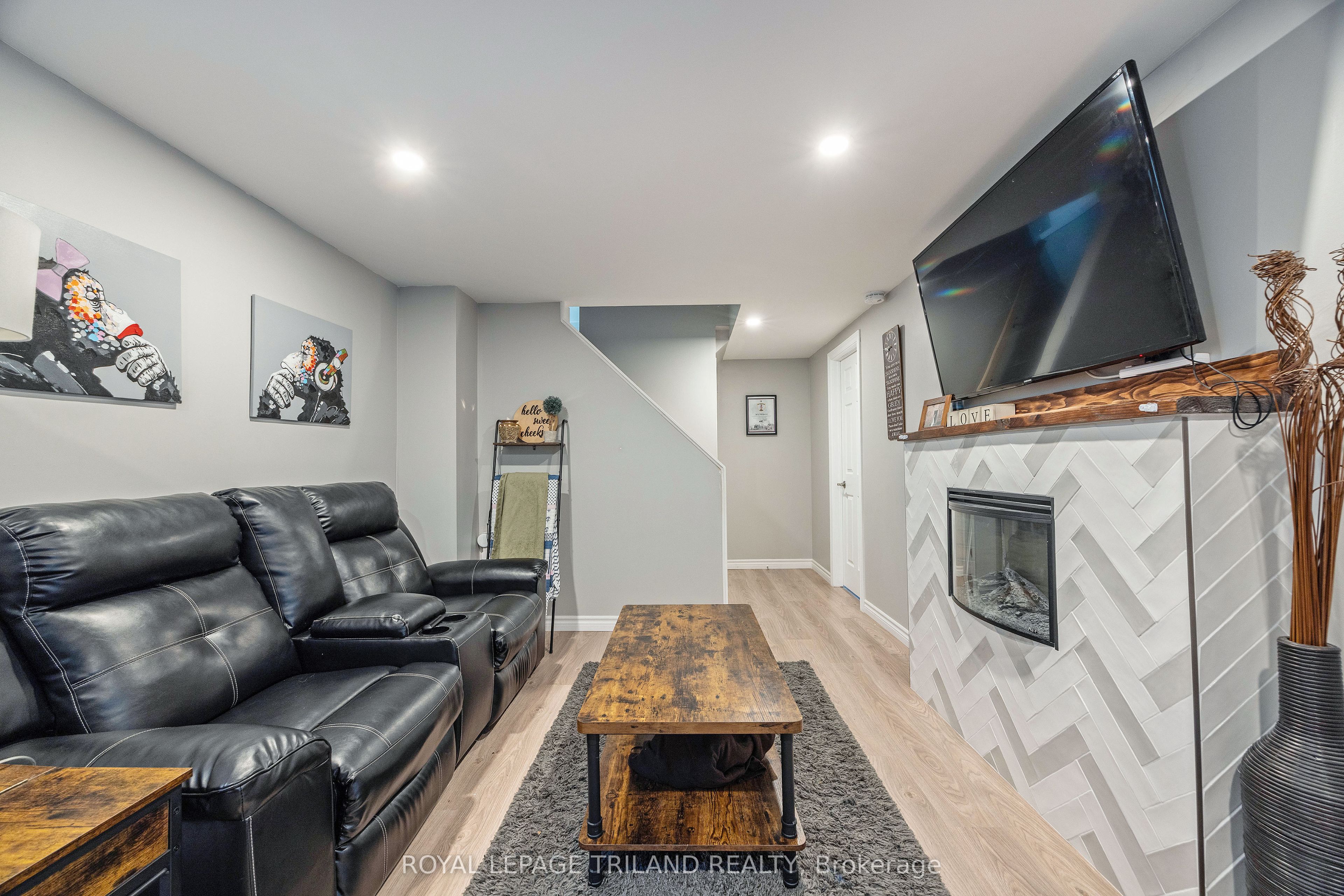 18 Tara Court Property Photo 27