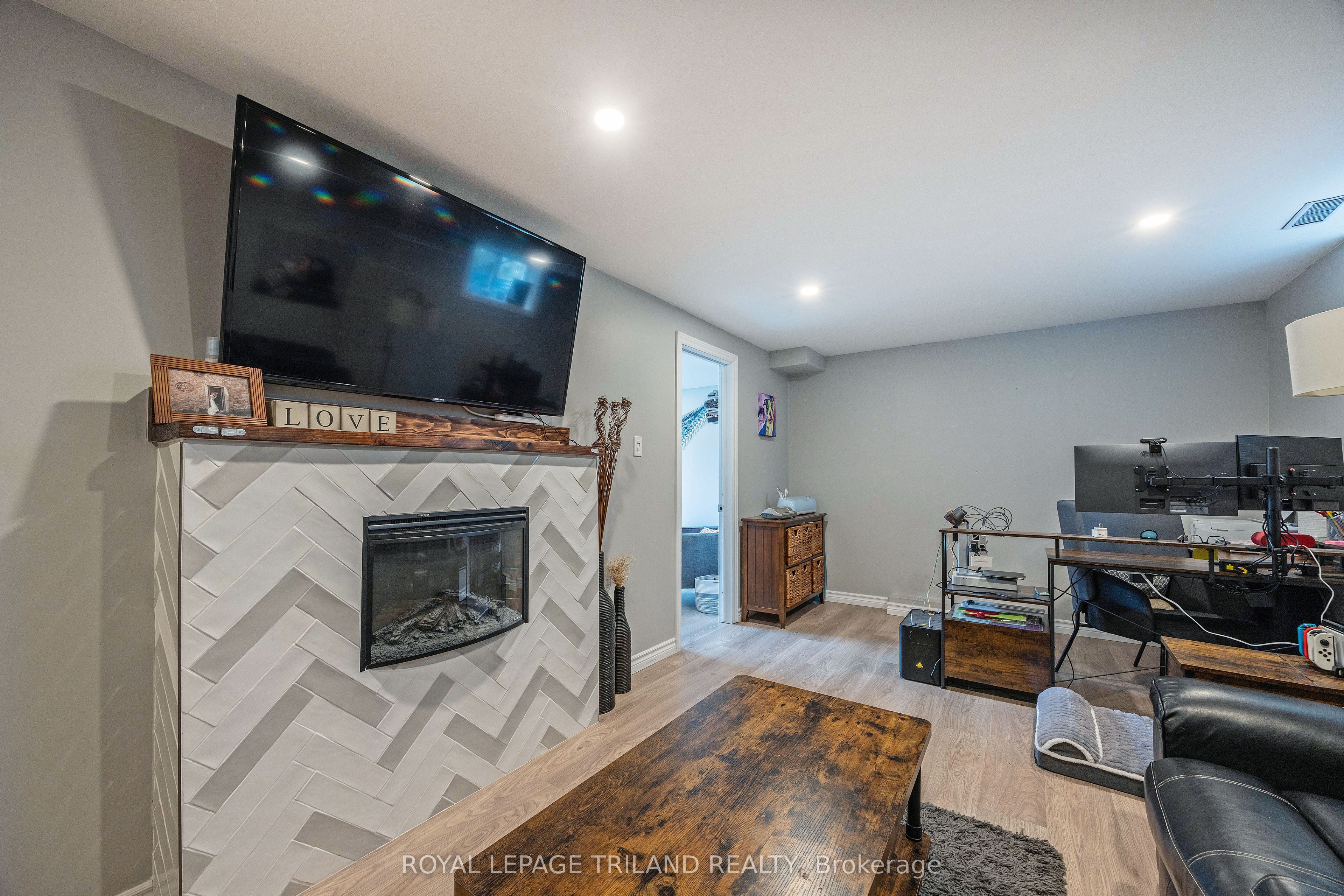 18 Tara Court Property Photo 29