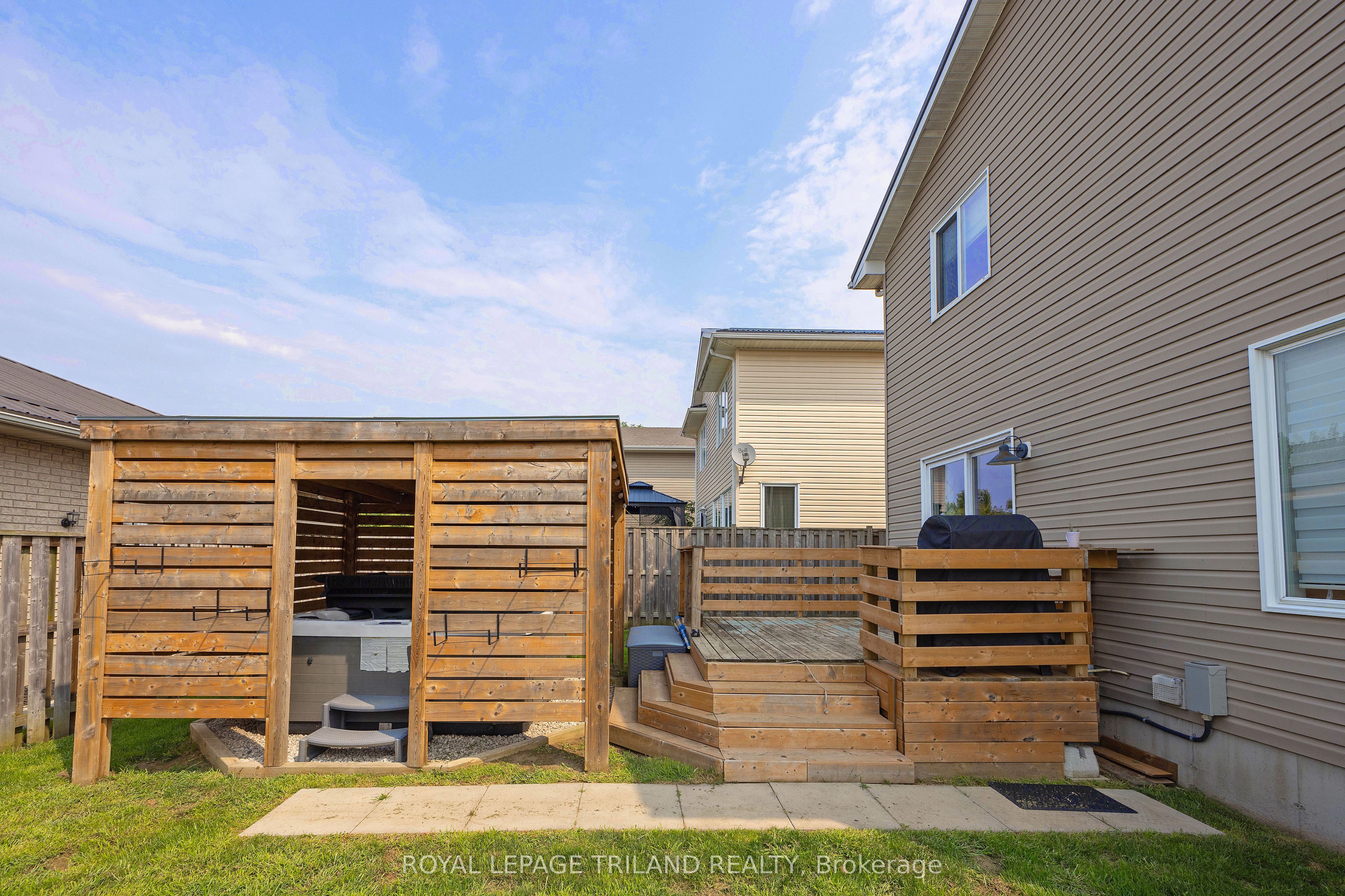 18 Tara Court Property Photo 34