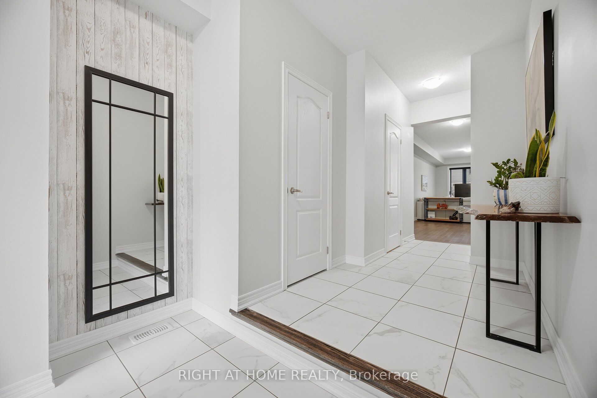166 Deerpath Drive 79 Property Photo 4