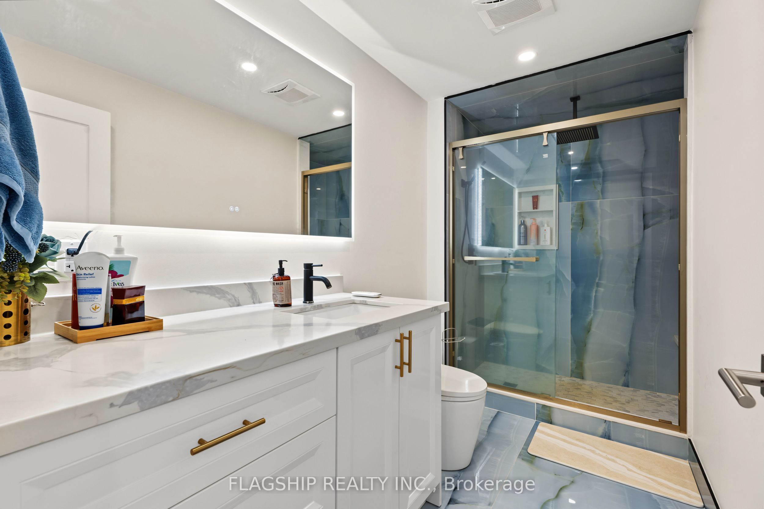 23 Rosslinn Road Property Photo 22