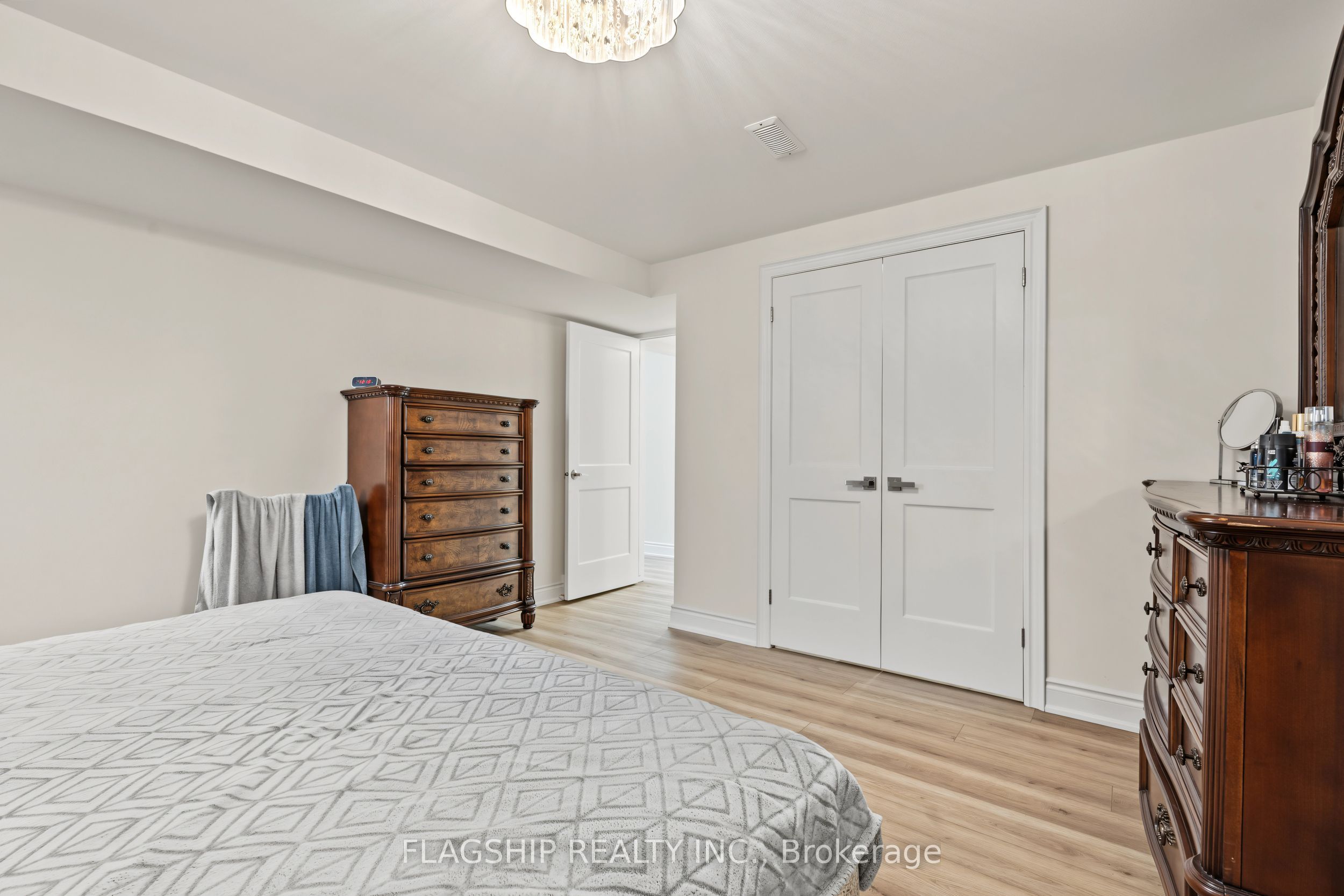 23 Rosslinn Road Property Photo 38
