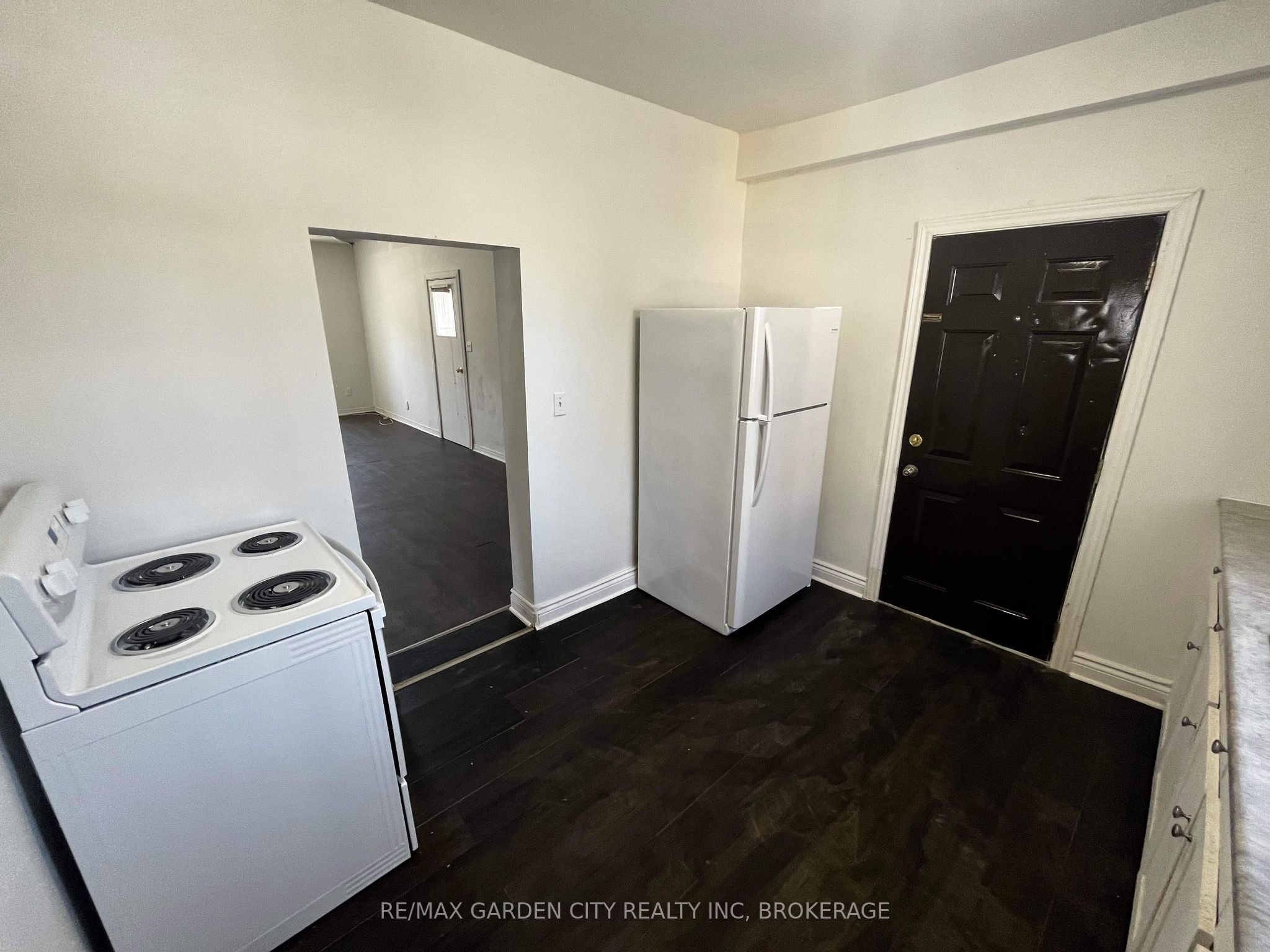 29 Rykert Street 1 Property Photo 6
