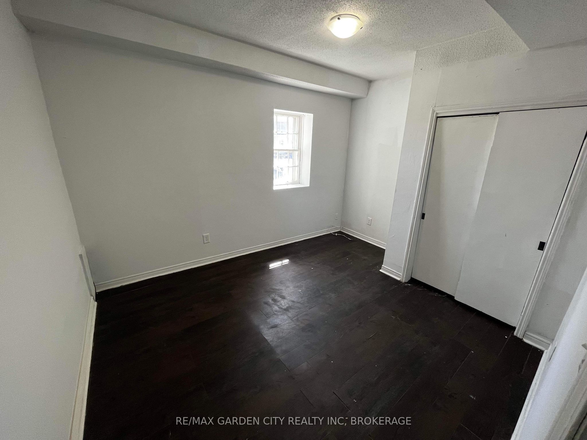 29 Rykert Street 1 Property Photo 8
