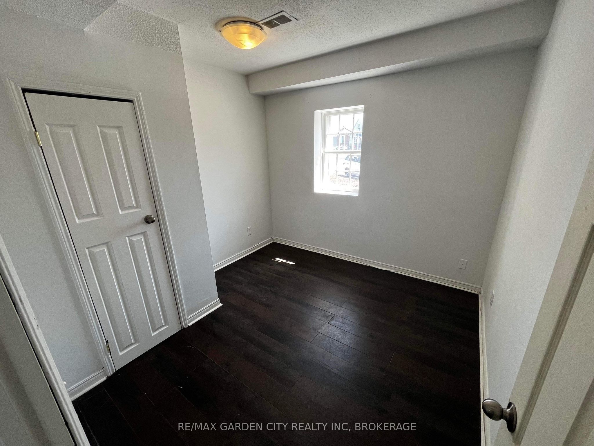 29 Rykert Street 1 Property Photo 10