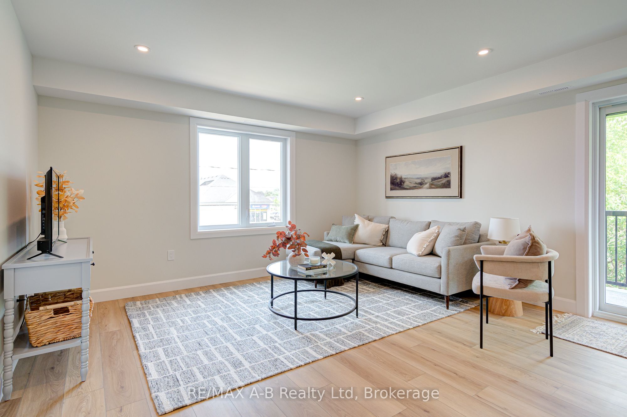 428 Queen Street W 33 Property Photo 6