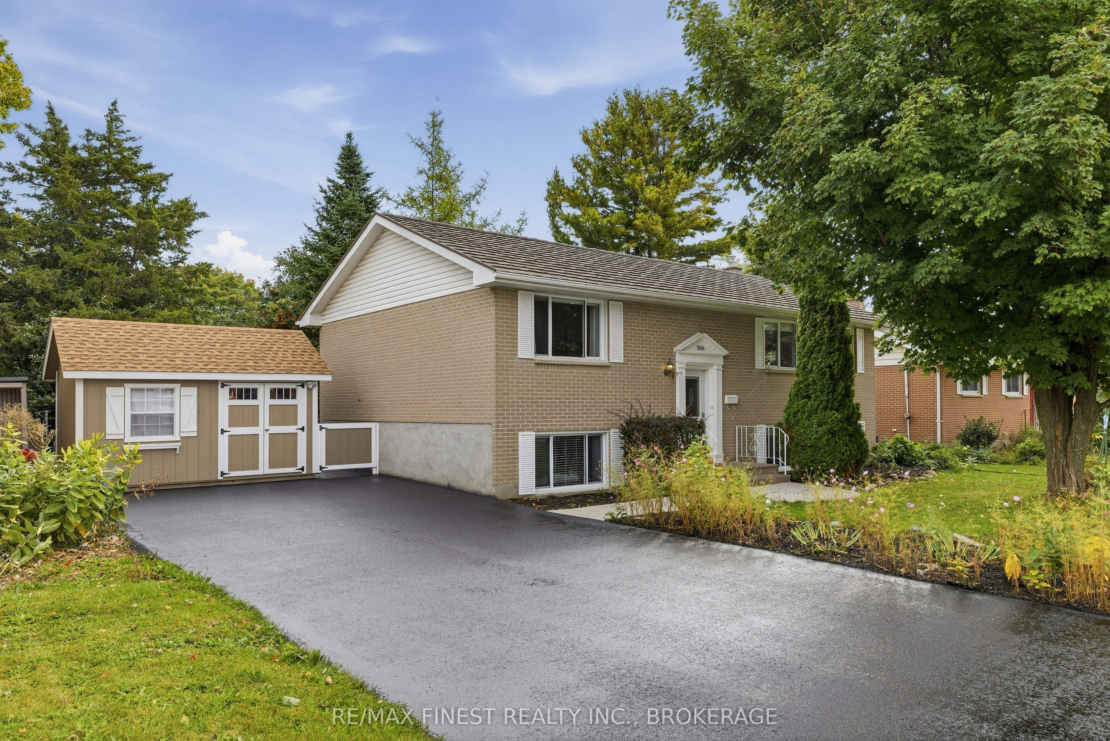 366 Roosevelt Drive Property Photo 1