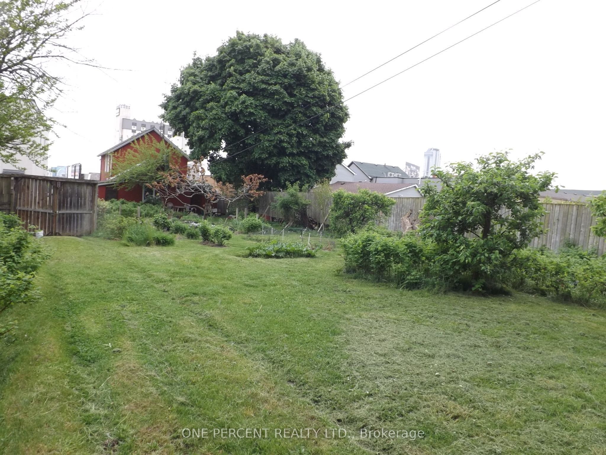 5815 Main Street Property Photo 21