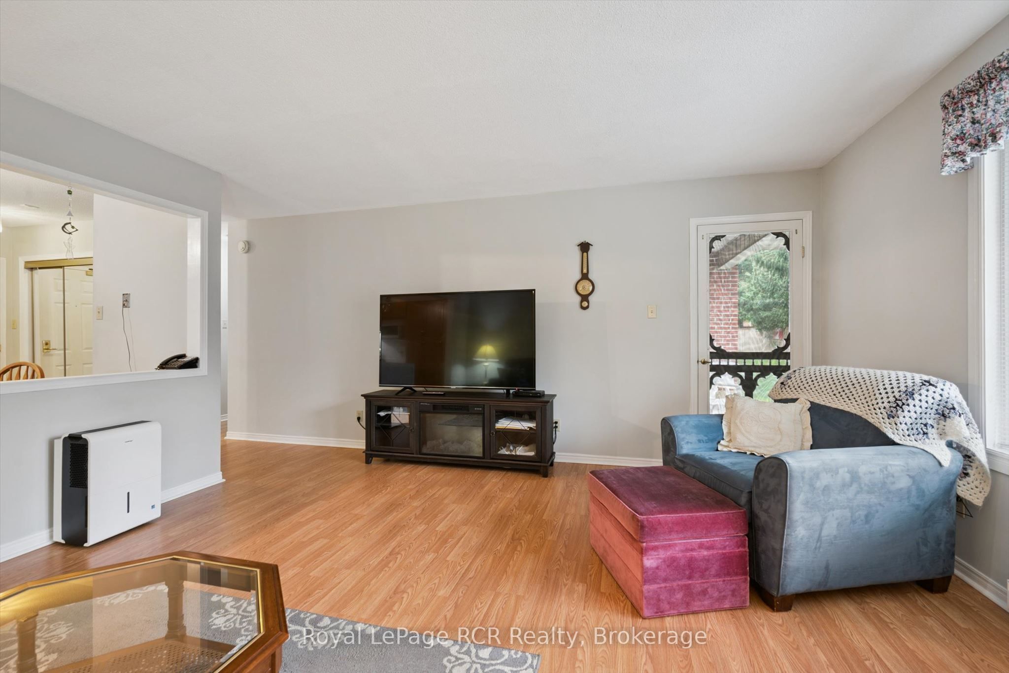 497 Birmingham Street W 105 Property Photo 5
