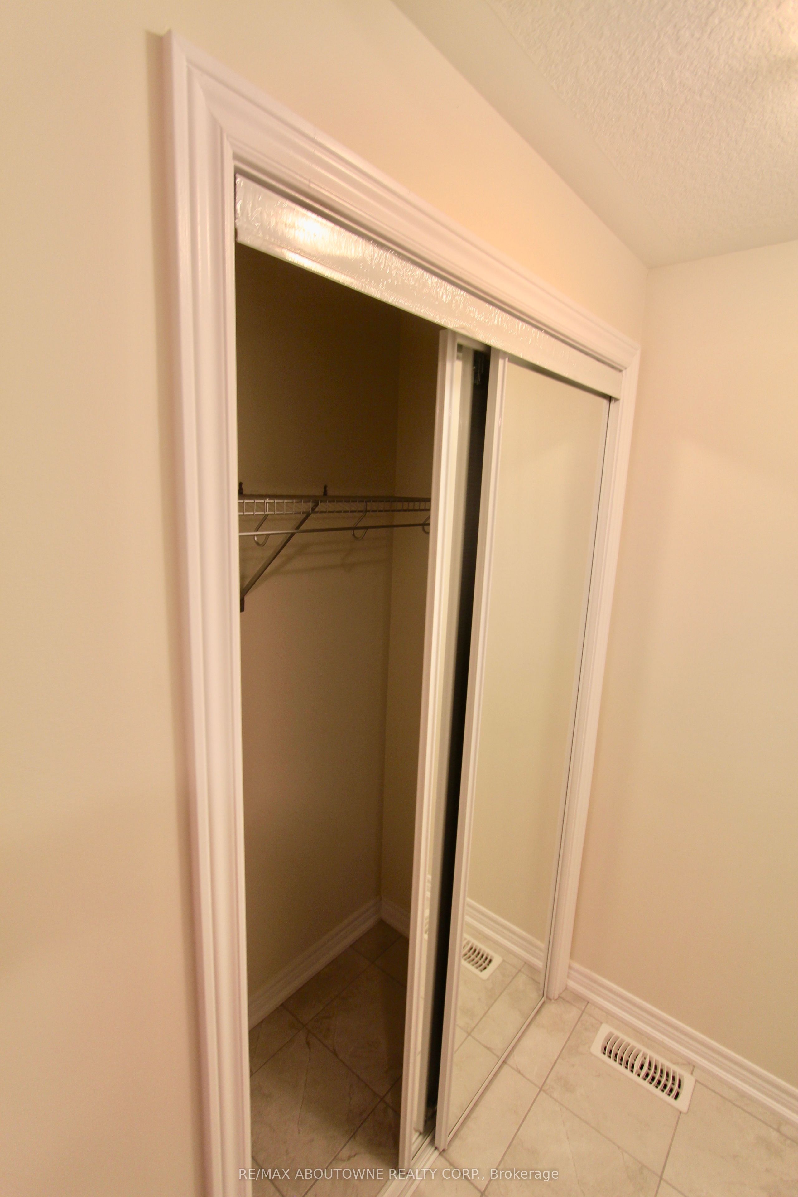 177 Law Drive Property Photo 4