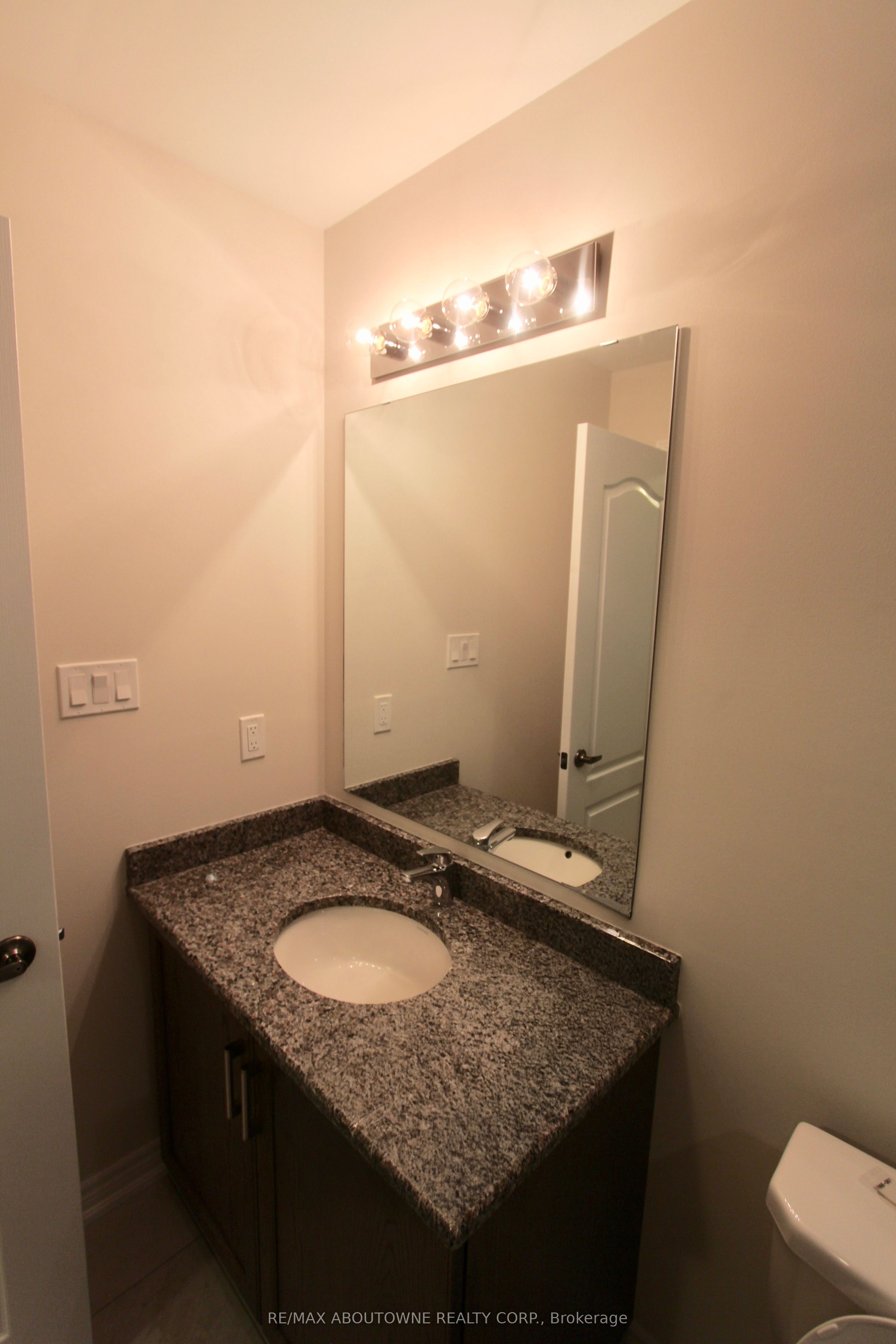 177 Law Drive Property Photo 16