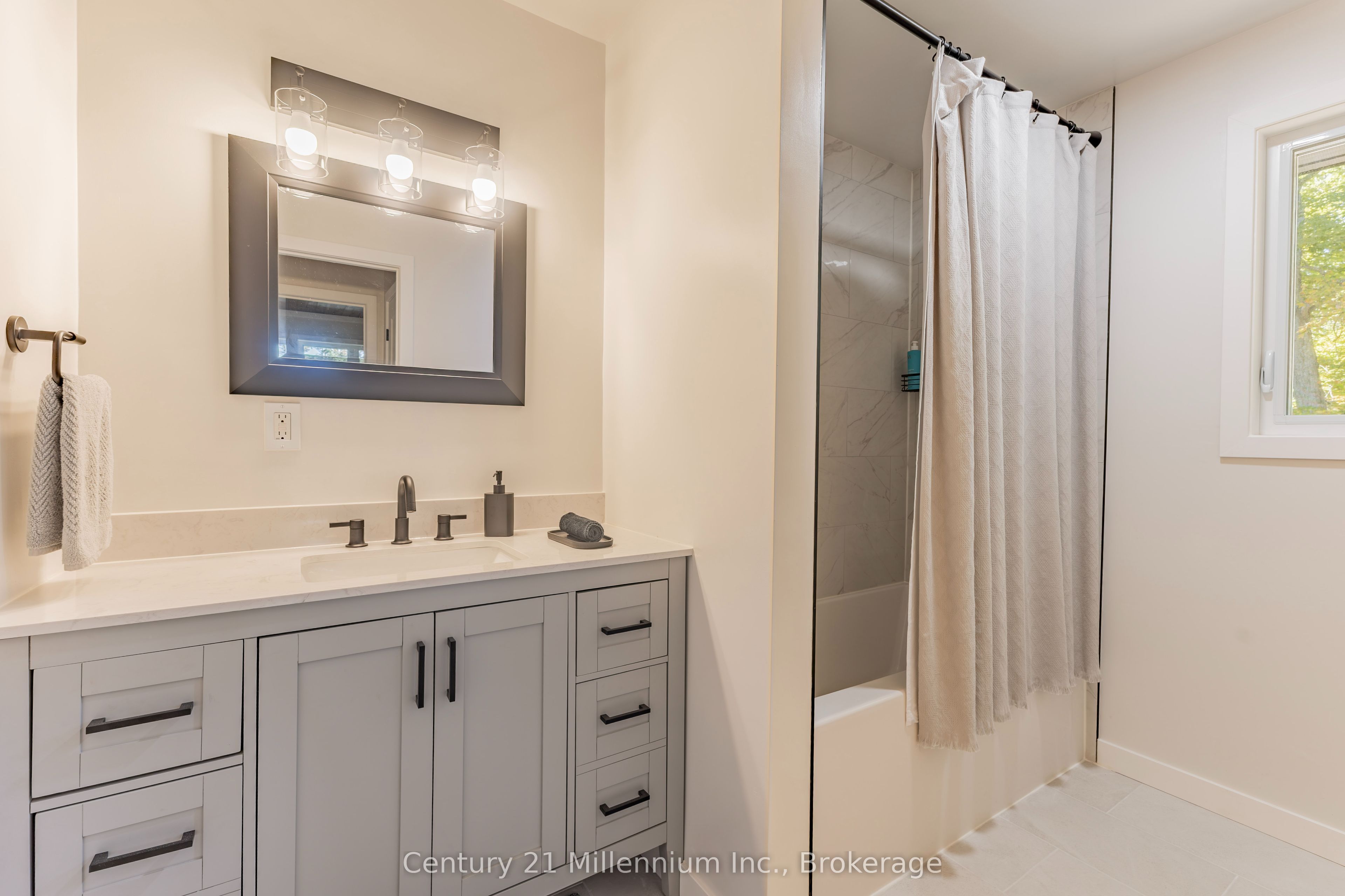 40 Rolling Hills Drive Property Photo 38