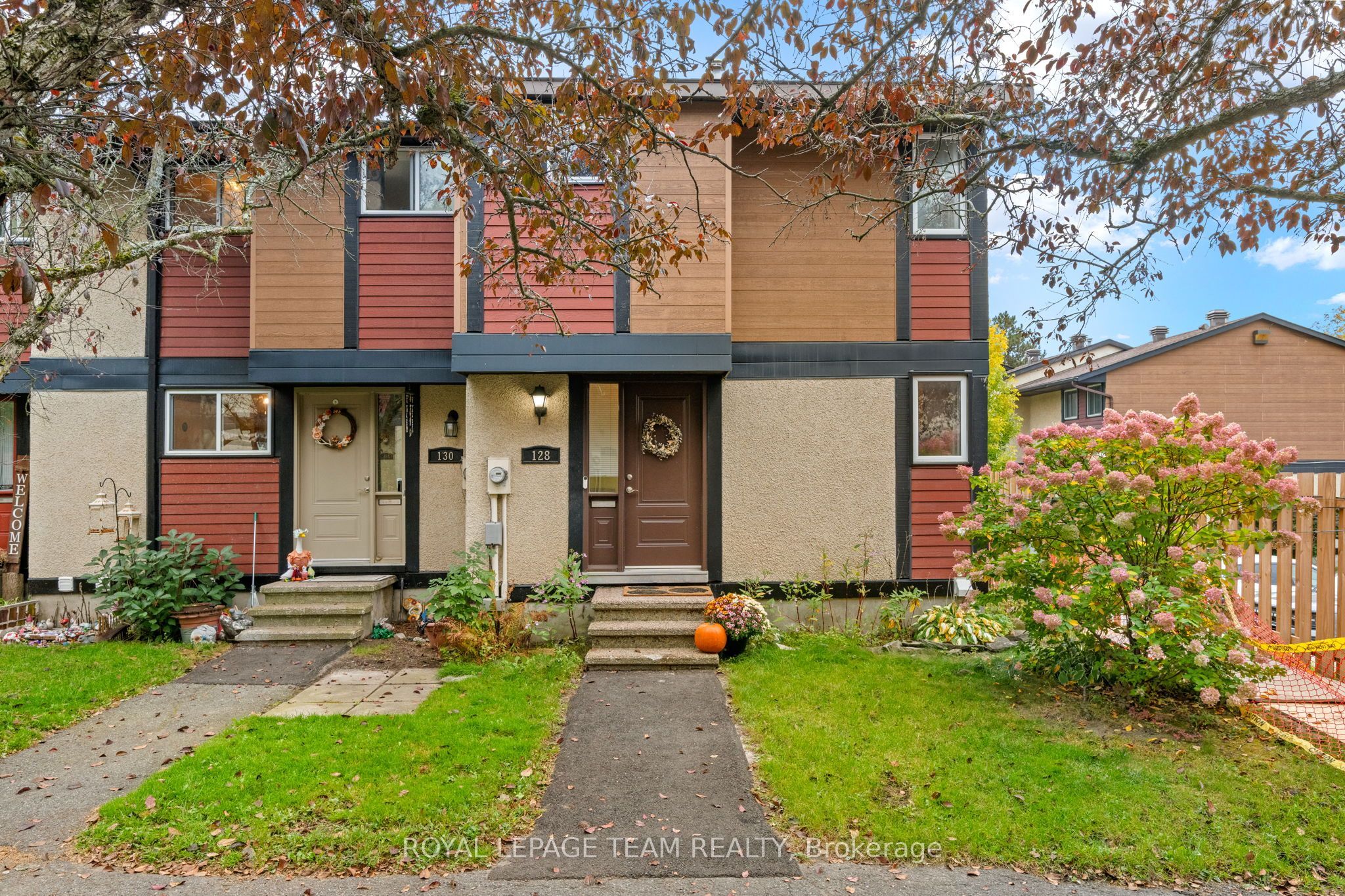 128 Mcclintock Way 128 Property Photo 1