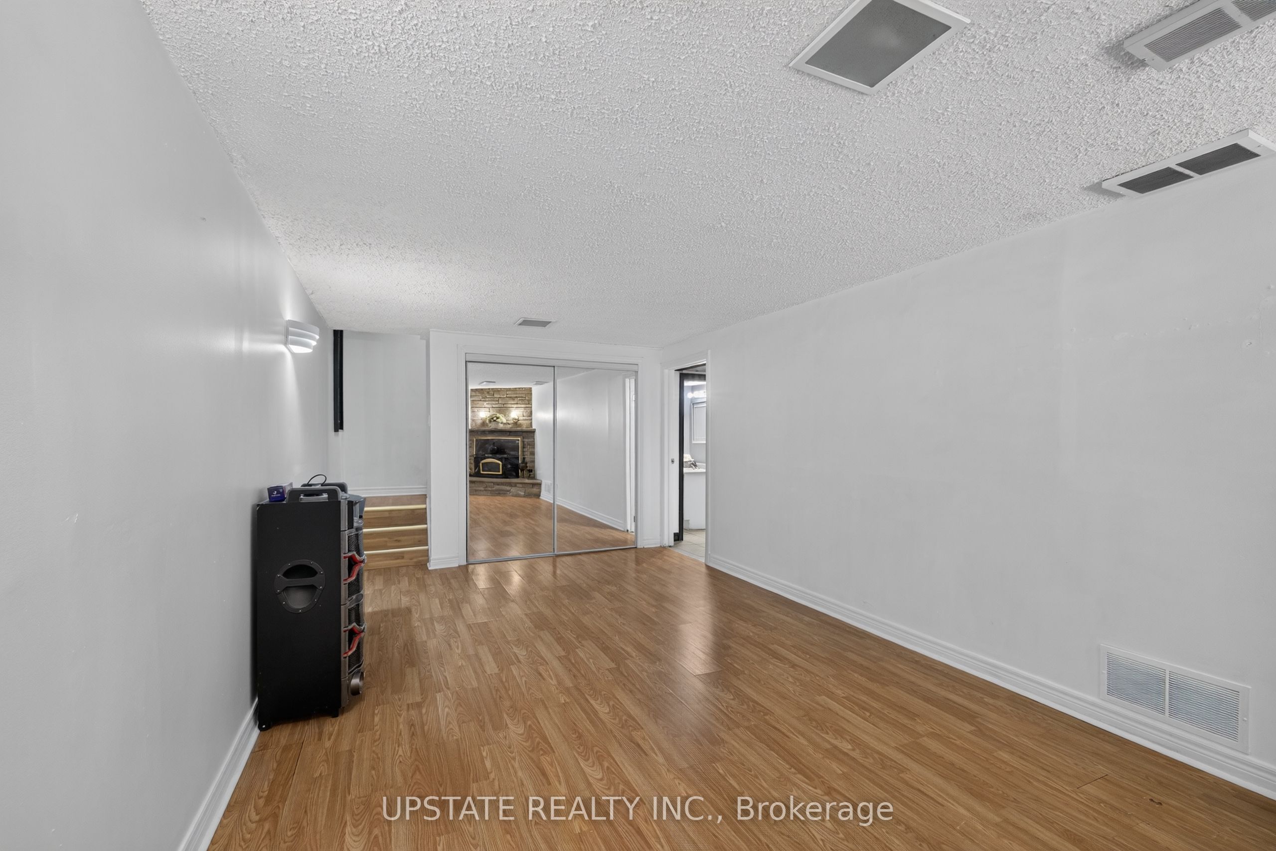 221 Cedarwoods Crescent Property Photo 29