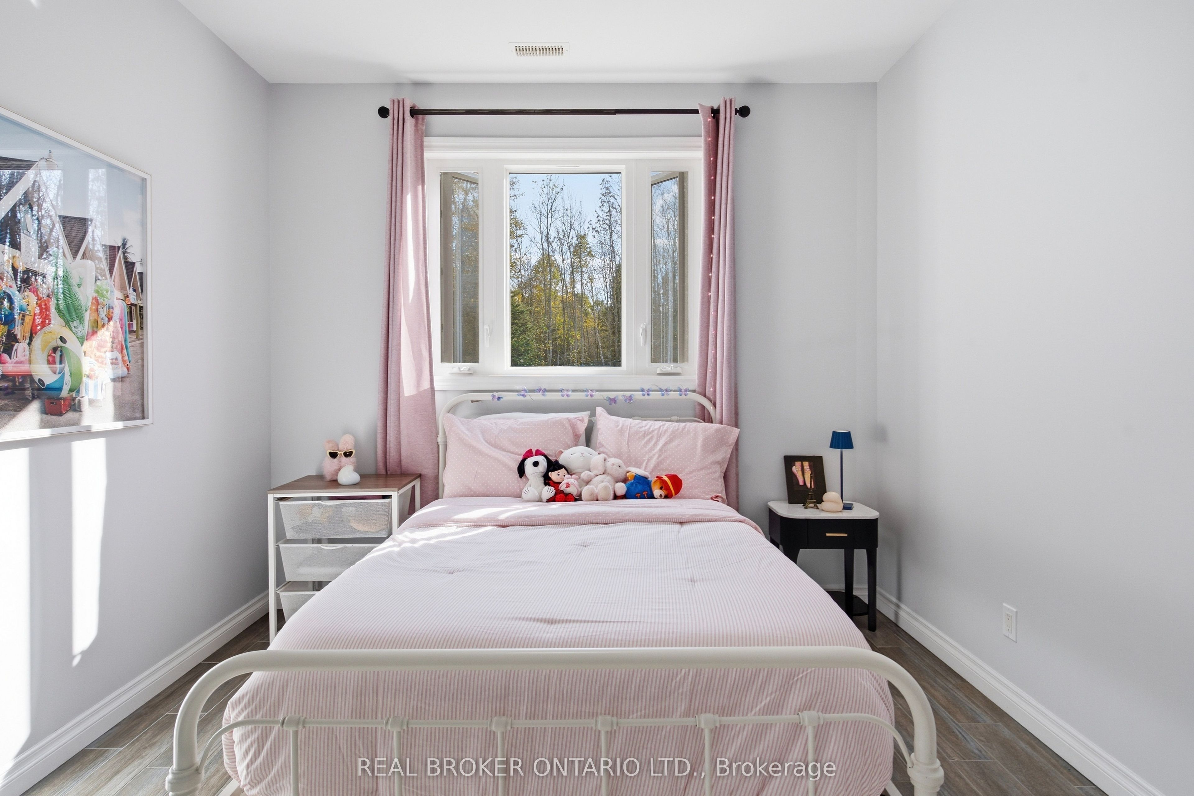 5381 Desmarais Road Property Photo 15
