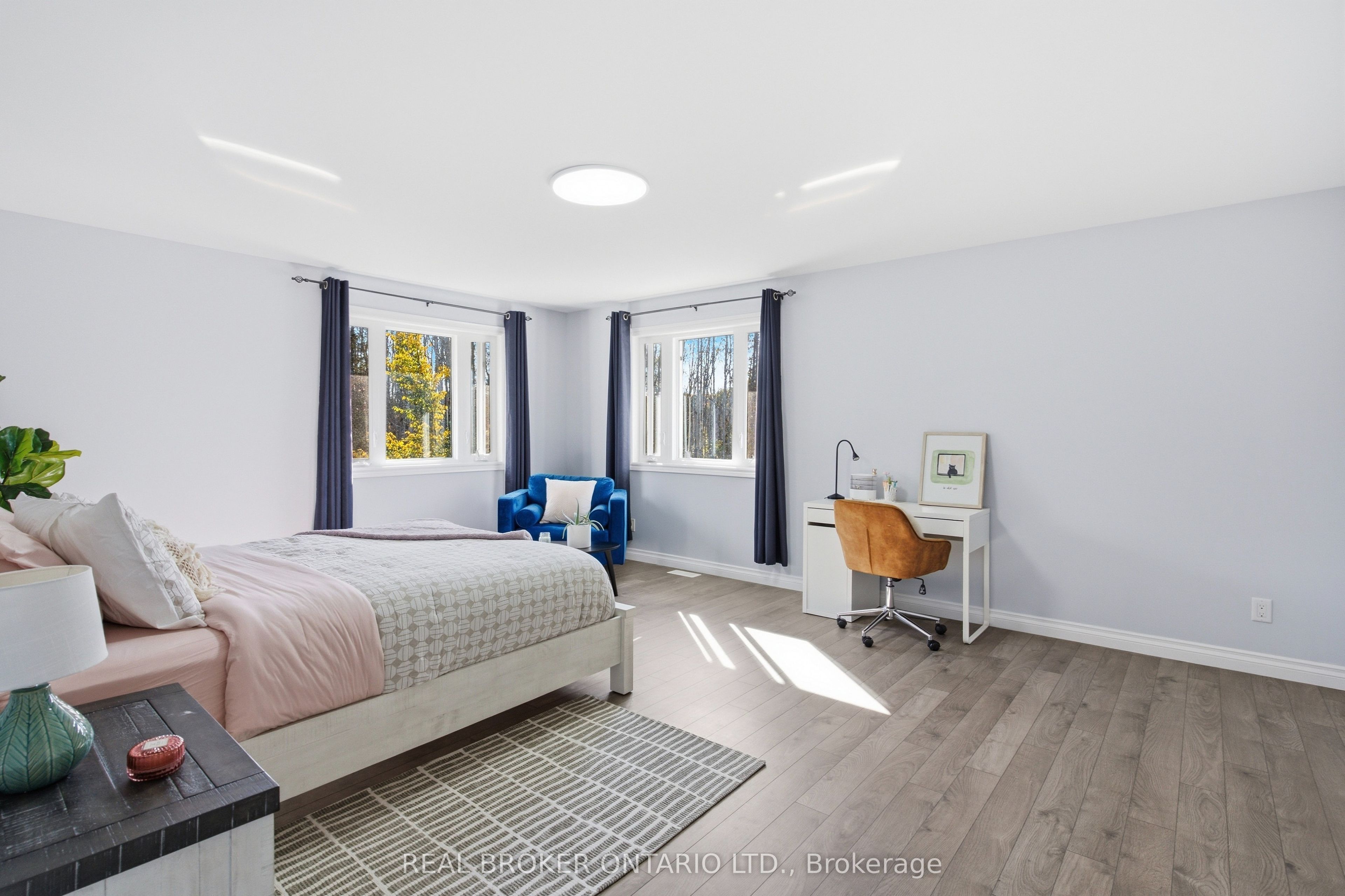 5381 Desmarais Road Property Photo 17