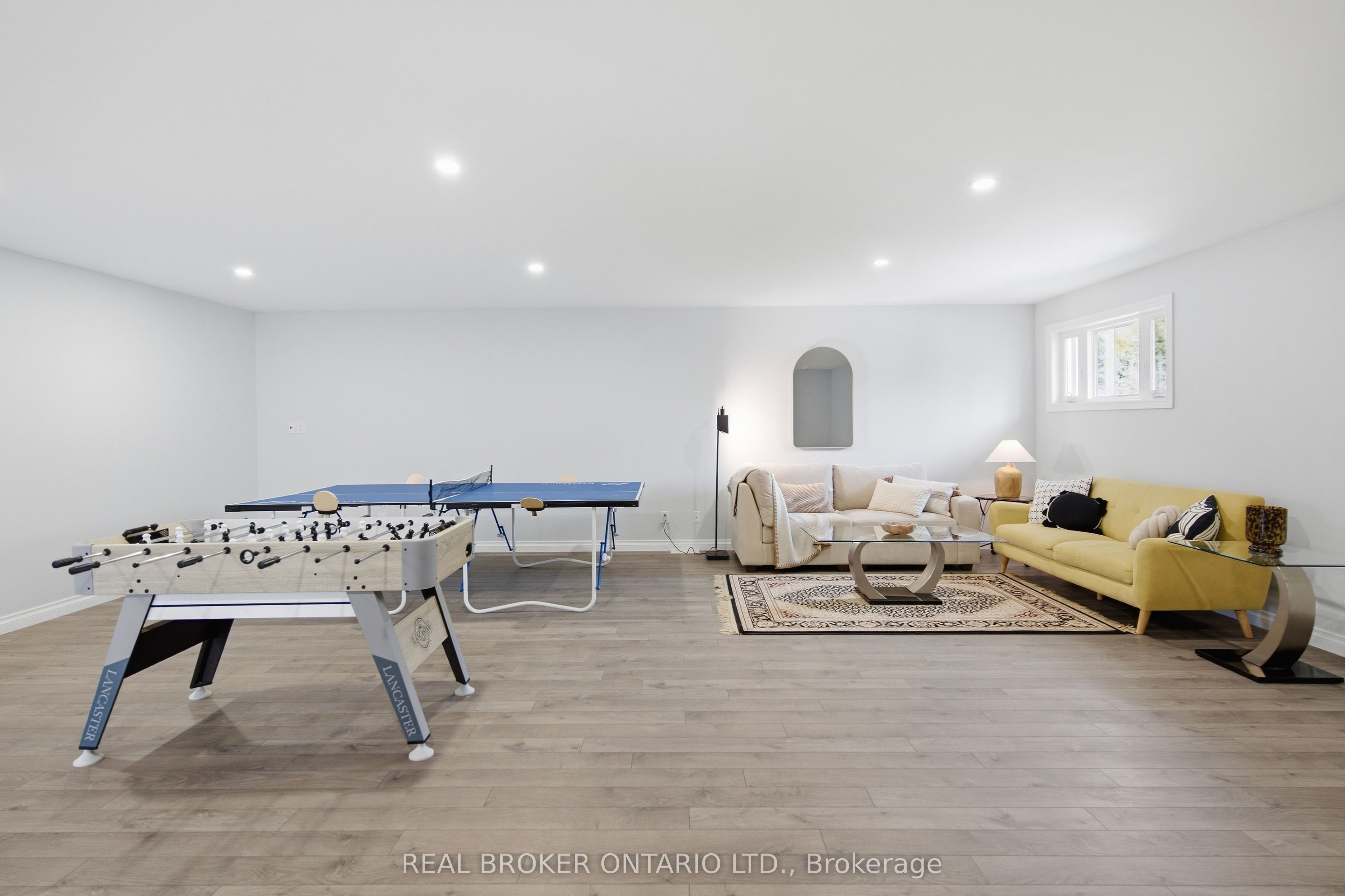 5381 Desmarais Road Property Photo 19