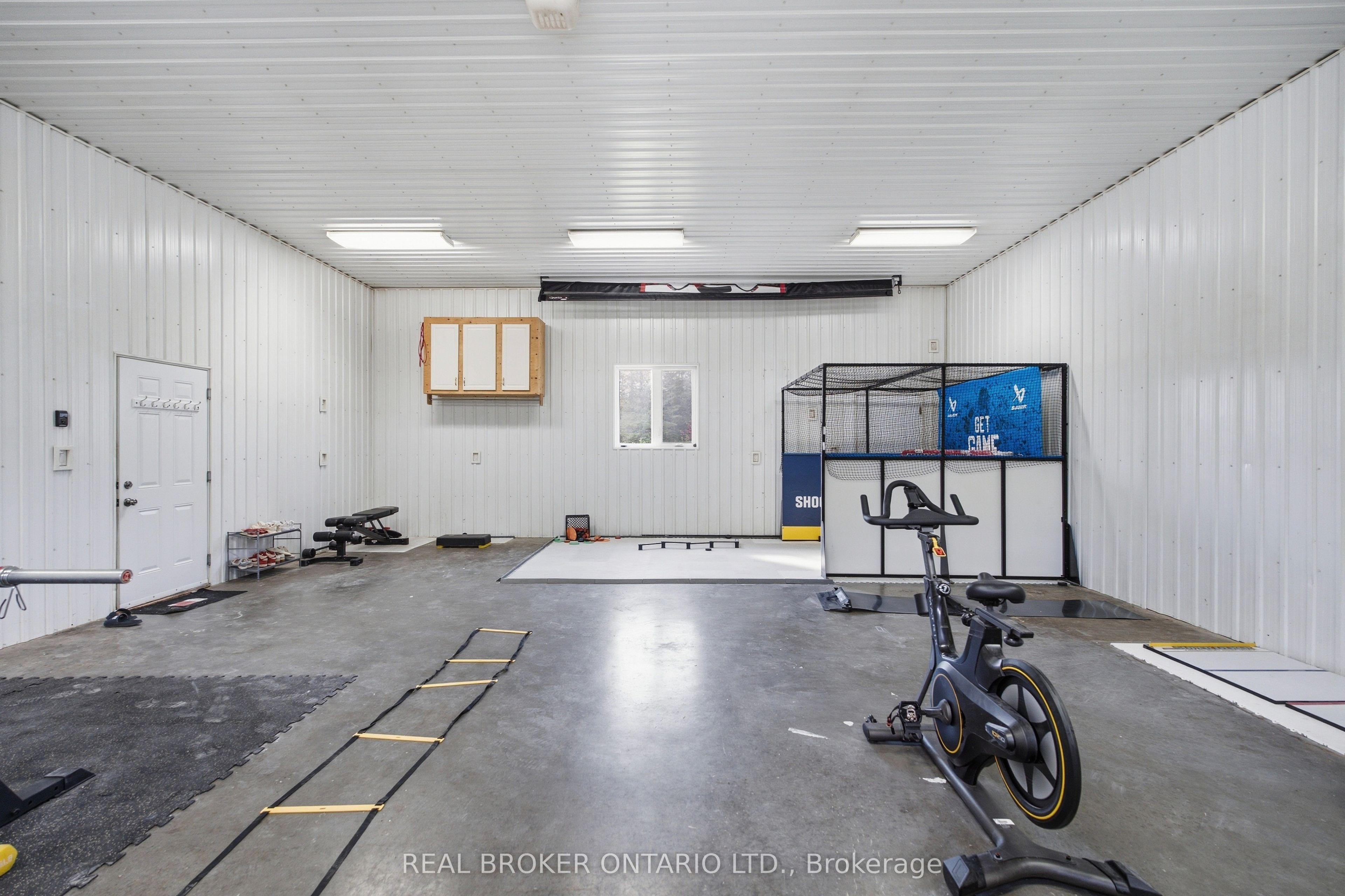 5381 Desmarais Road Property Photo 34