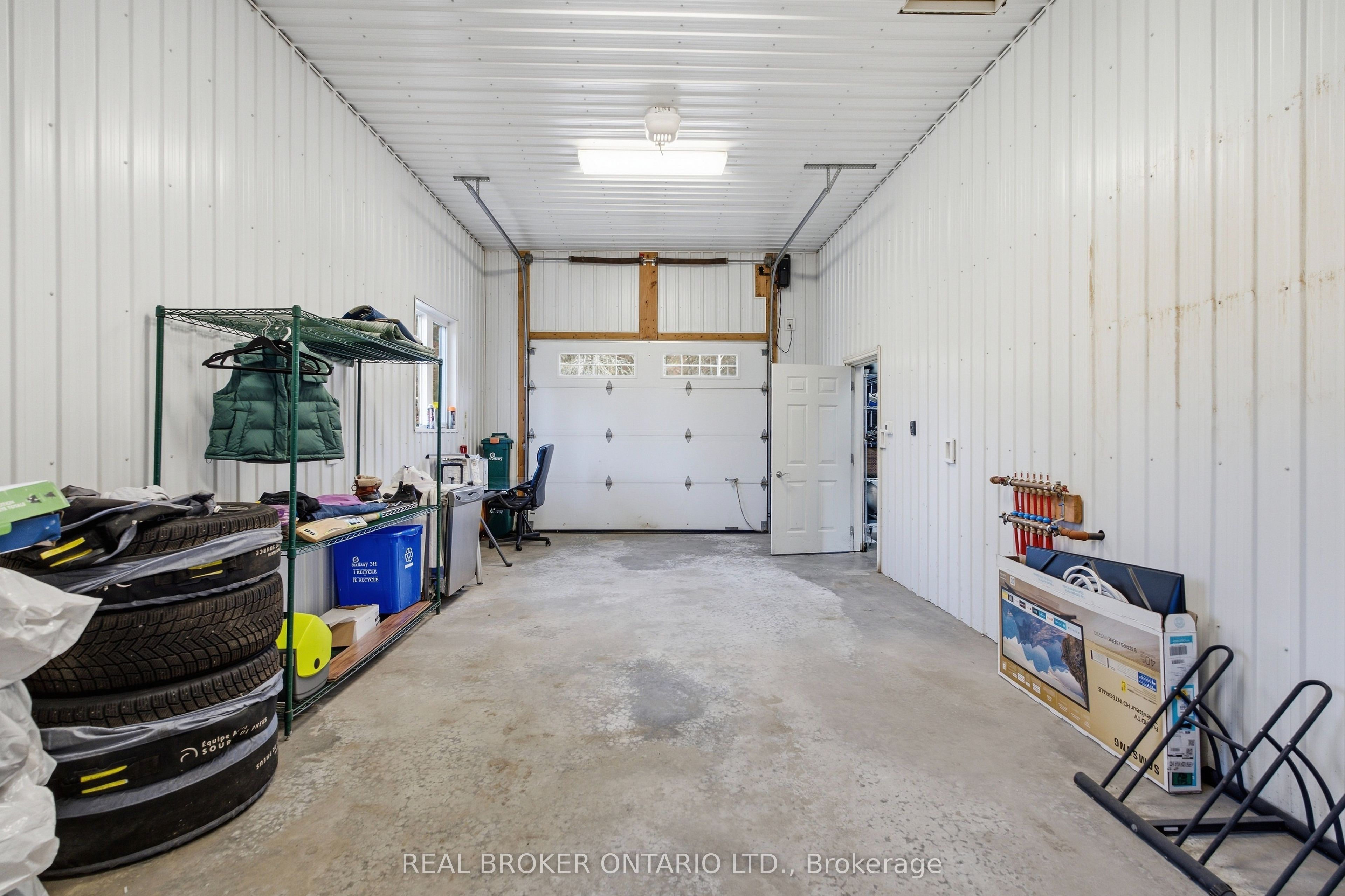 5381 Desmarais Road Property Photo 37