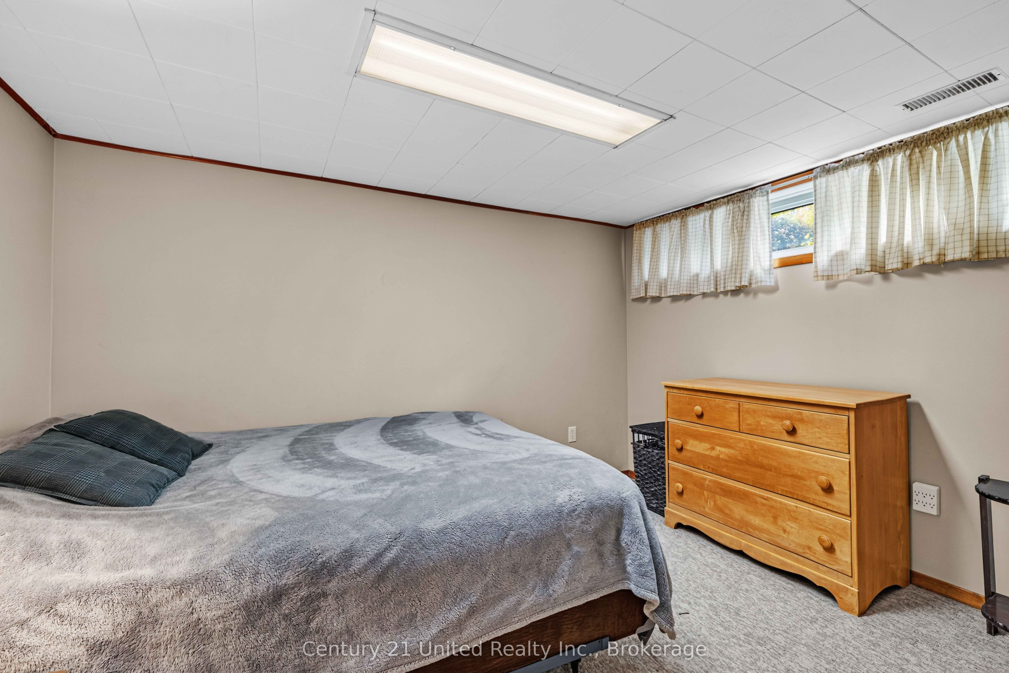 1175 Edmison Drive Property Photo 34