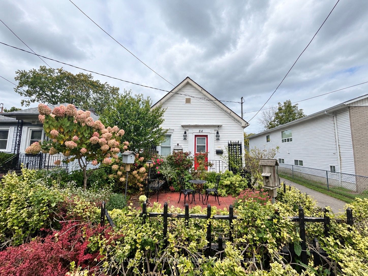 84 Rykert Street Property Photo 1