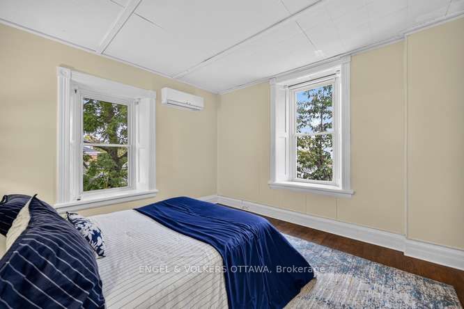 716 King Street W Property Photo 32