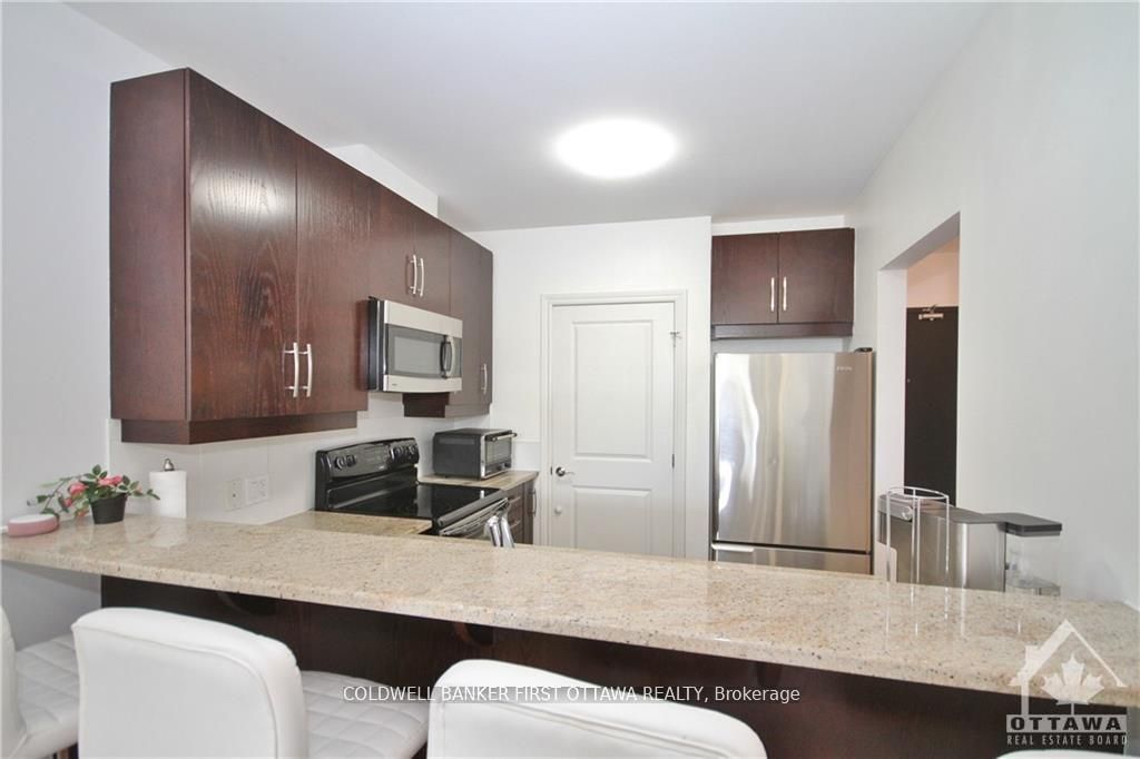 500 Claridge Drive 205 Property Photo 19