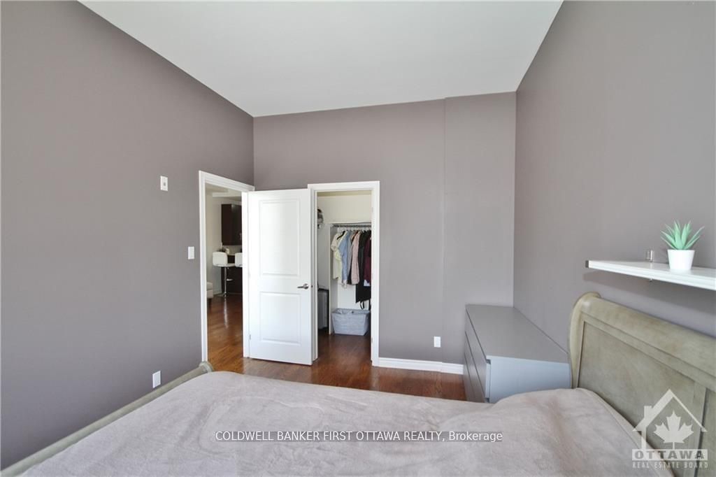 500 Claridge Drive 205 Property Photo 24