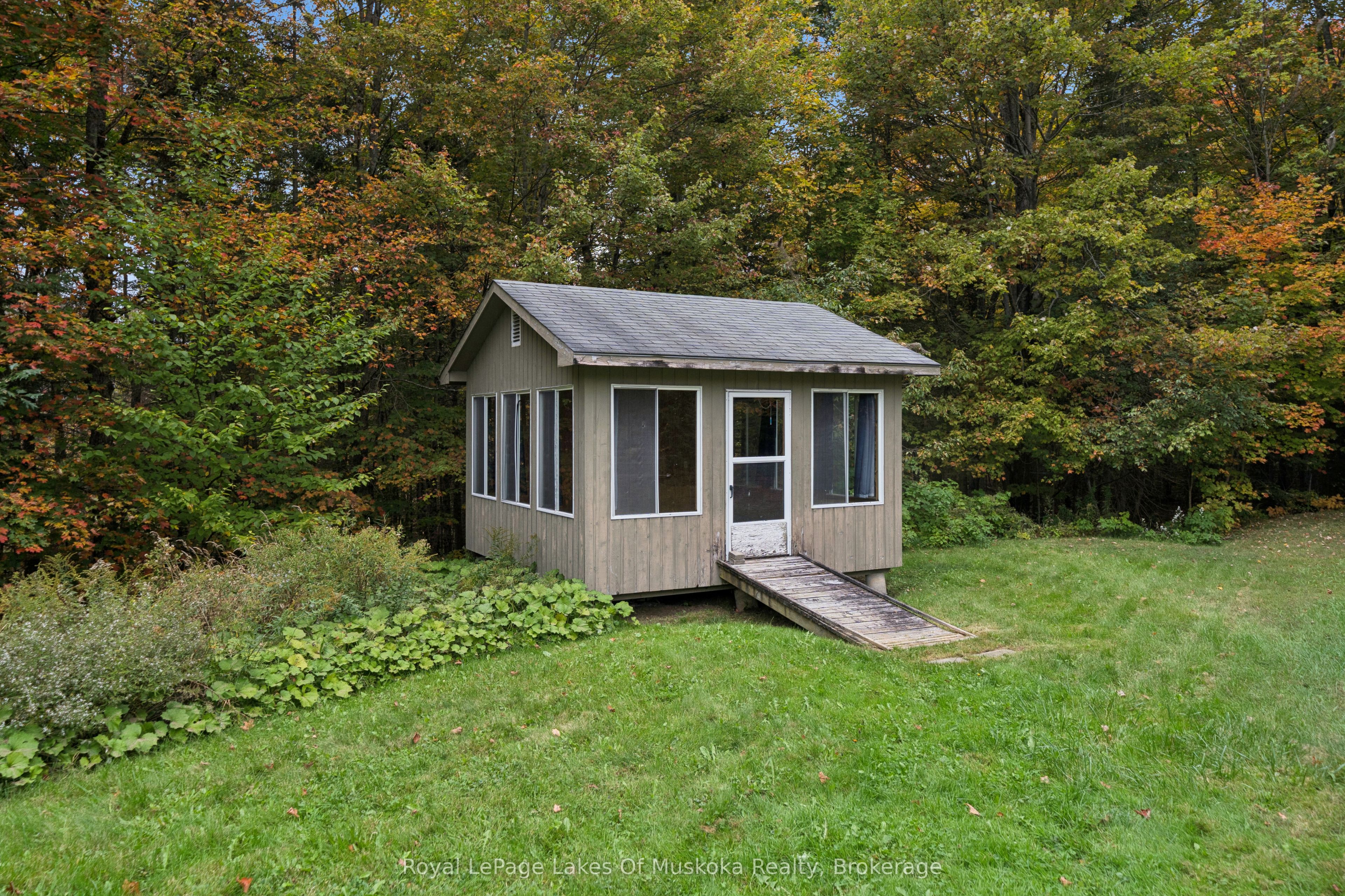 1181 Lone Pine Drive Property Photo 38