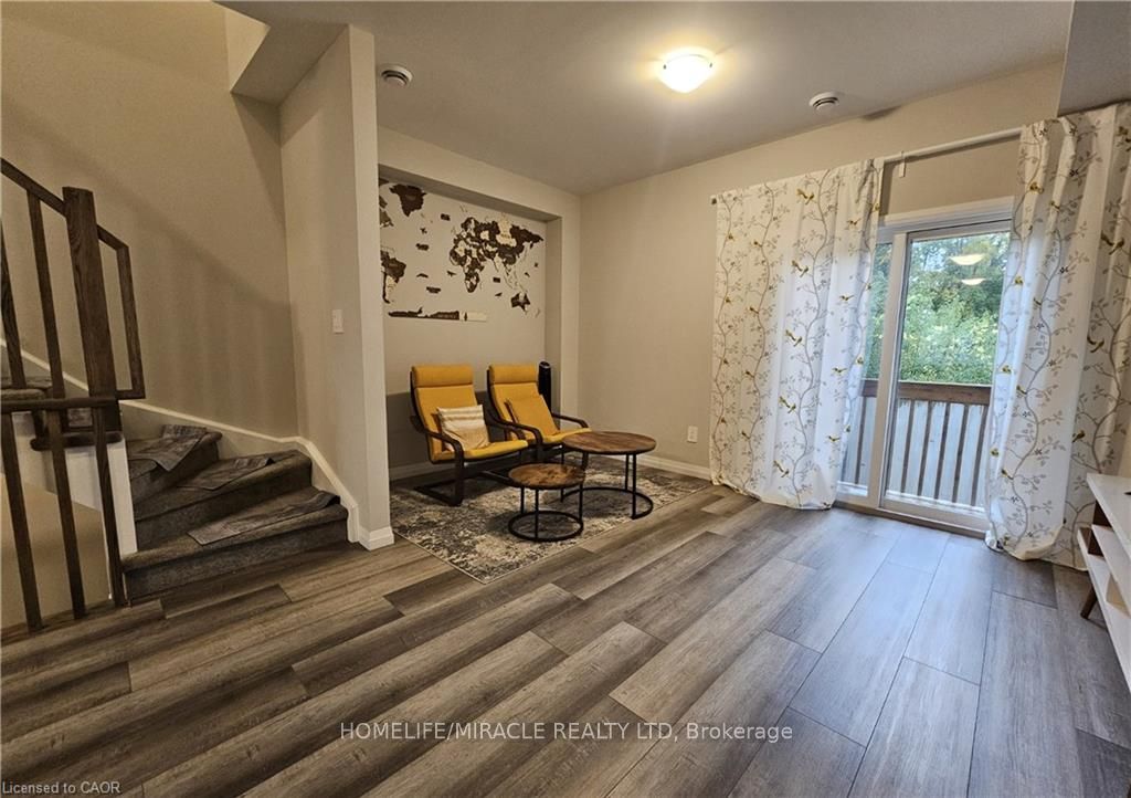 720 Grey Street 4 Property Photo 6
