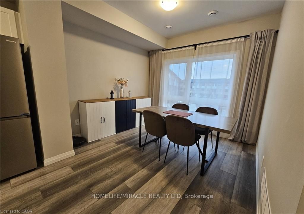 720 Grey Street 4 Property Photo 7