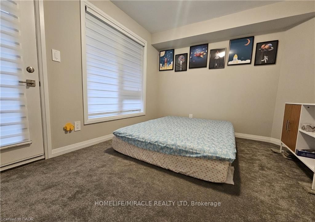720 Grey Street 4 Property Photo 23