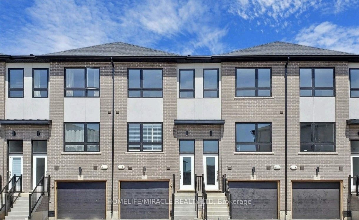 720 Grey Street 4 Property Photo 24