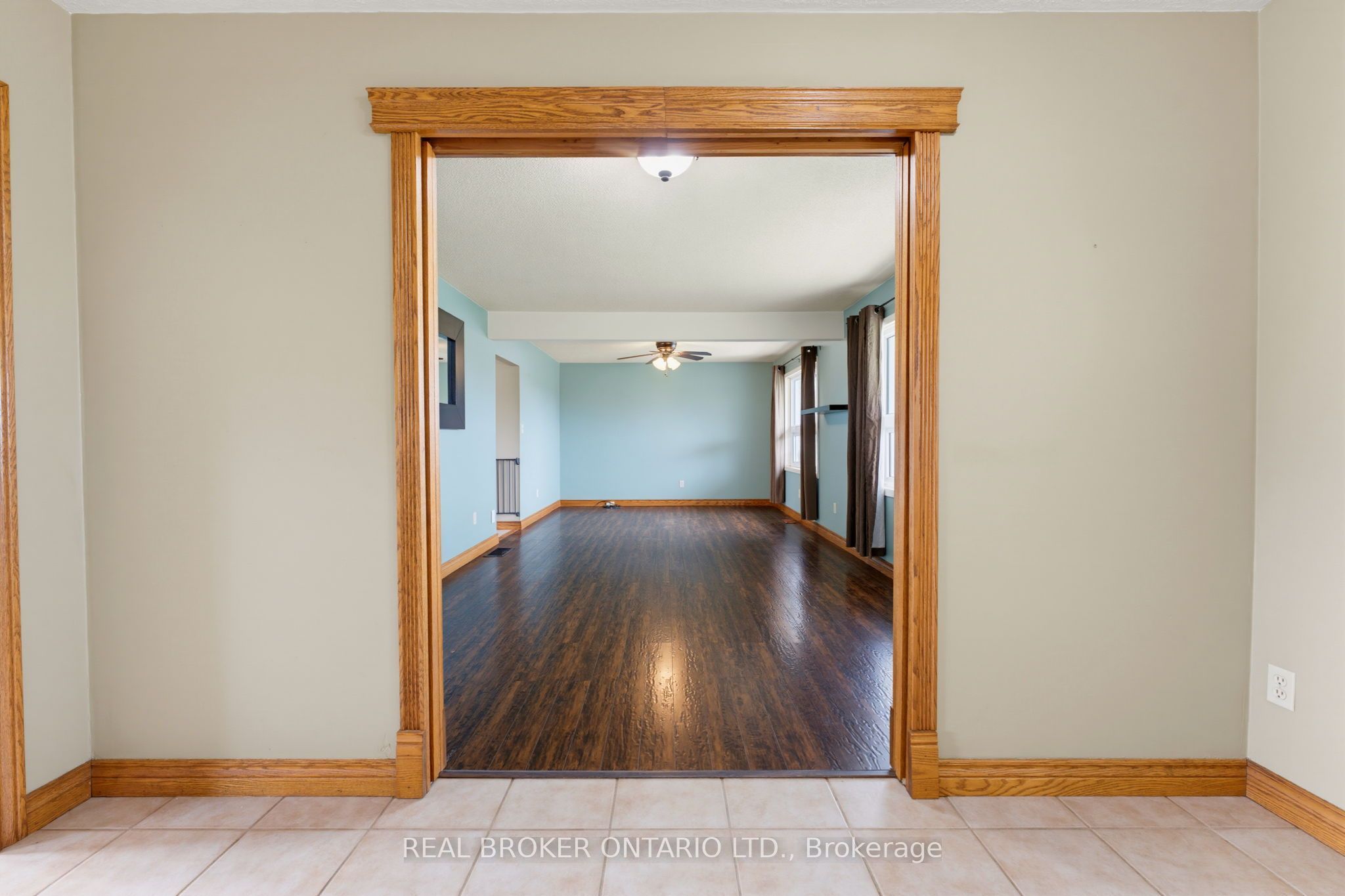 7877 Canborough Road Property Photo 9