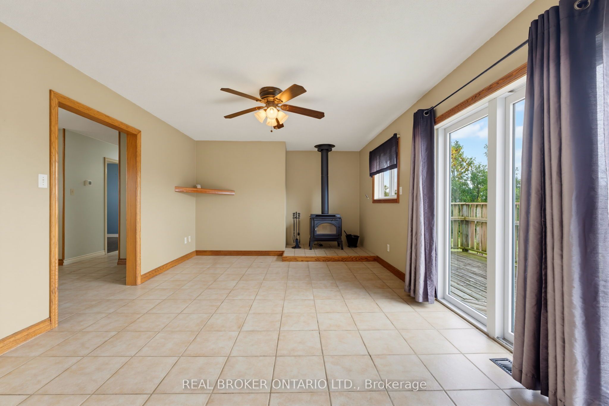 7877 Canborough Road Property Photo 15