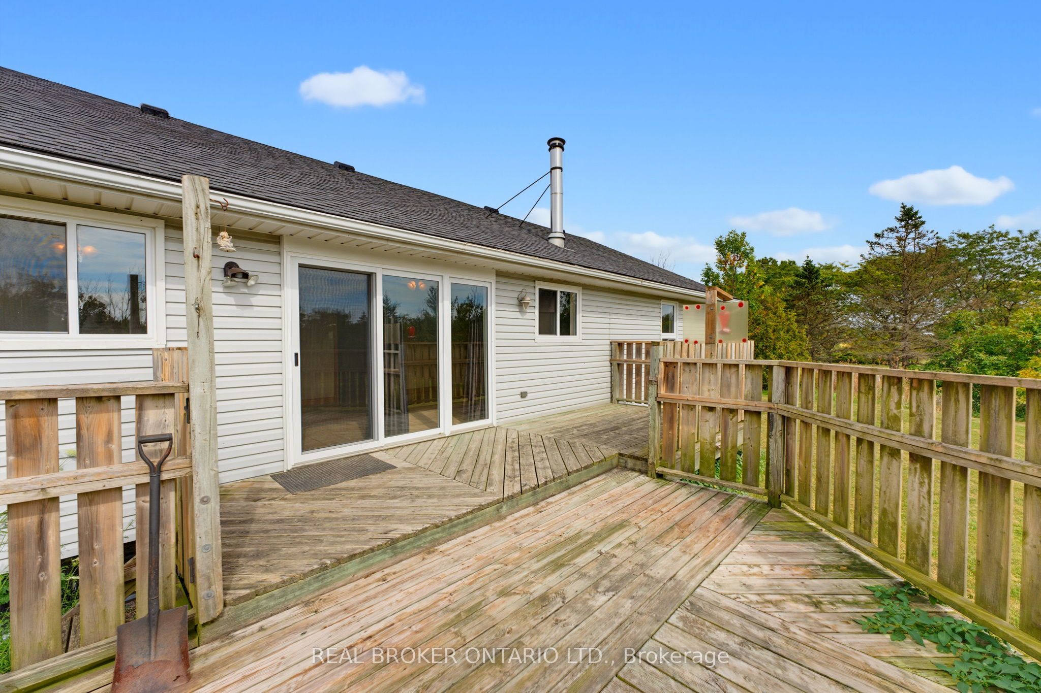 7877 Canborough Road Property Photo 29