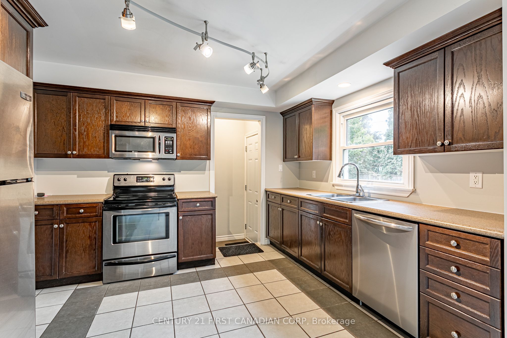 4459 Hamilton Road Property Photo 7