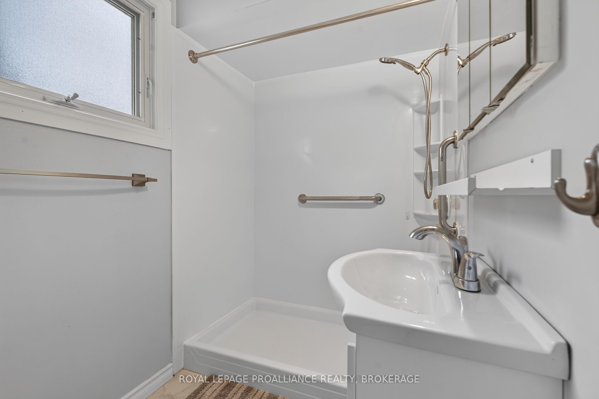 383 Bernice Drive Property Photo 20