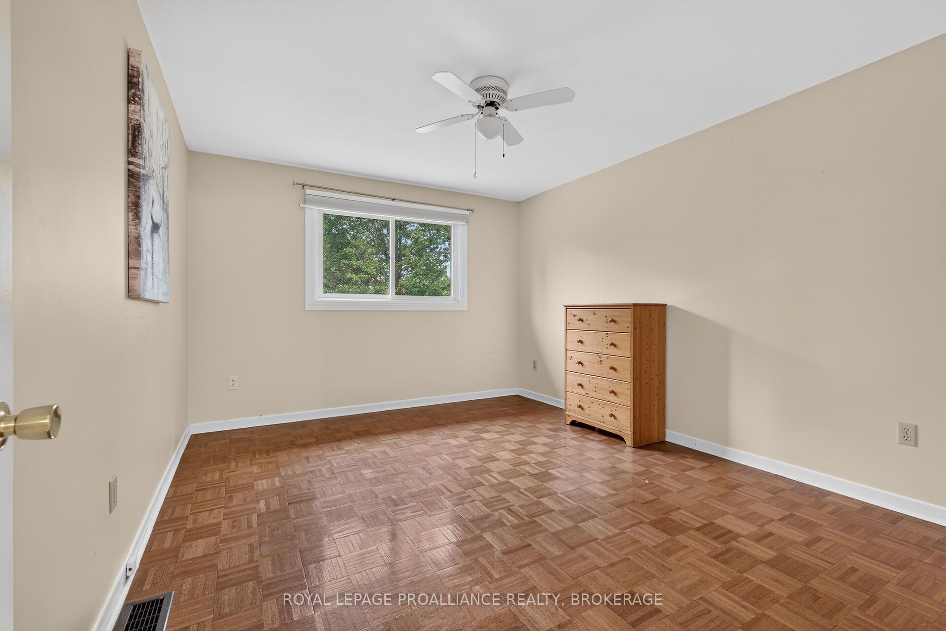 383 Bernice Drive Property Photo 23